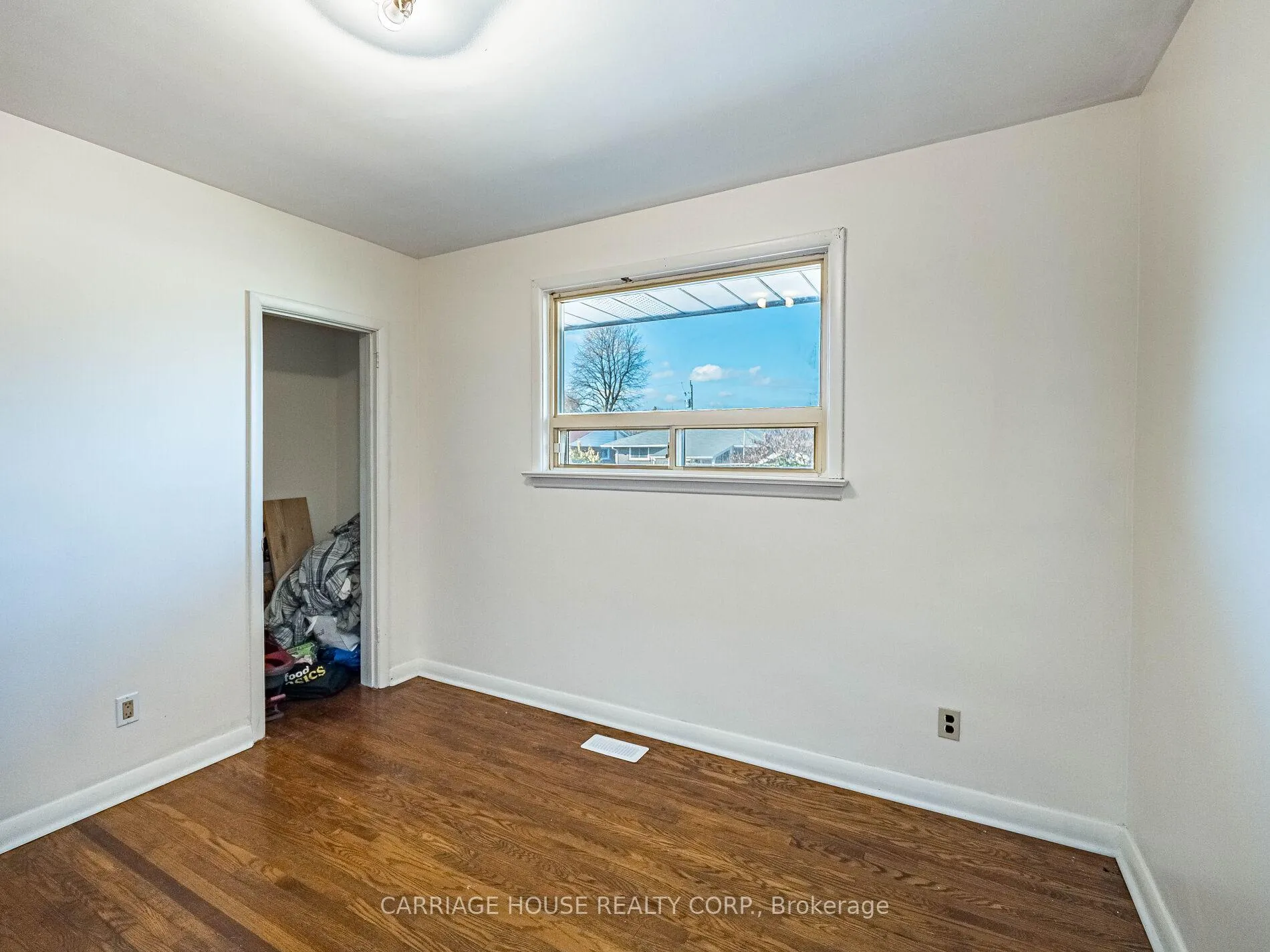 Photo 25 of 72 Rexway Drive, Halton Hills, Georgetown — HOMEH