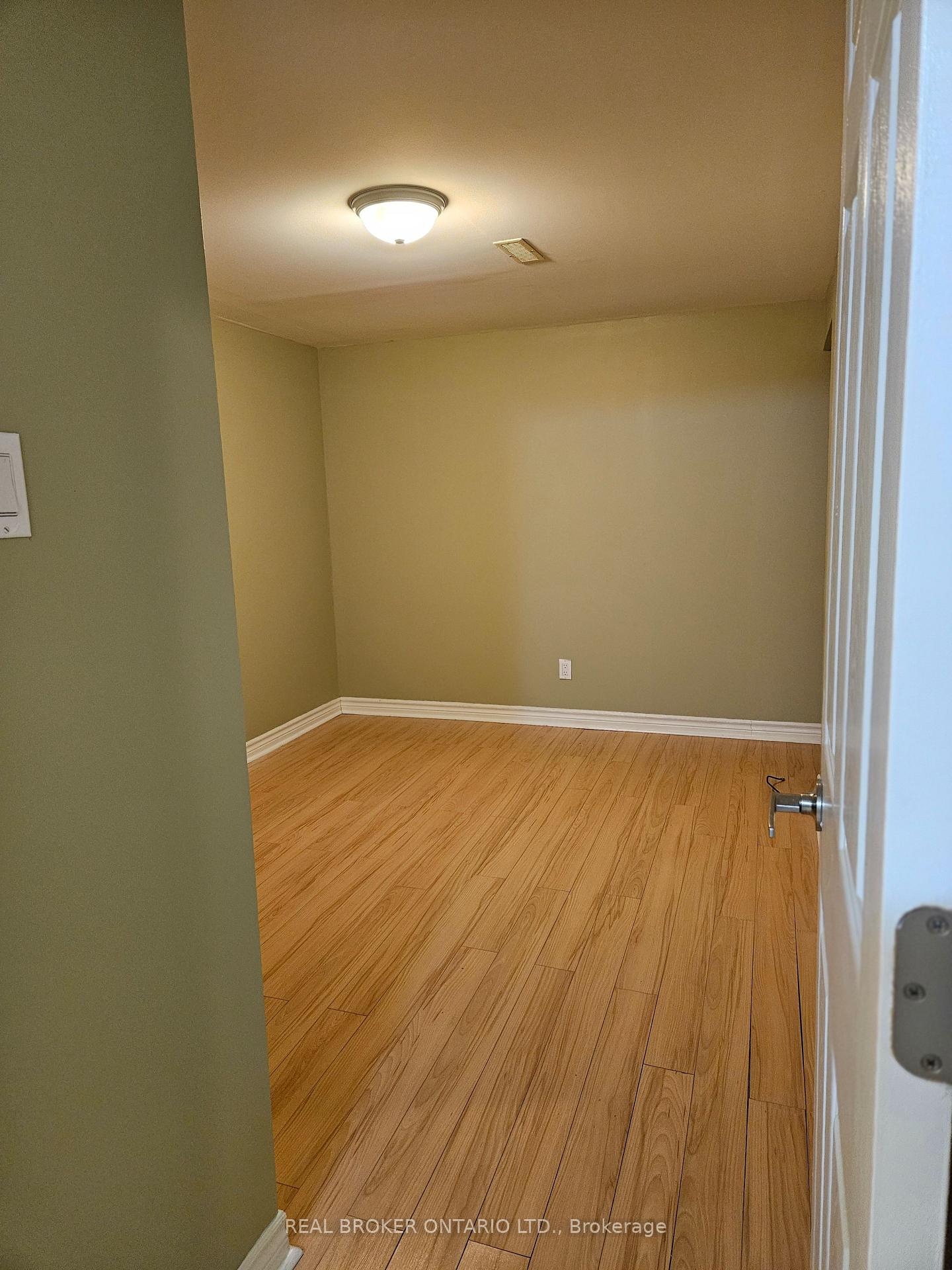 Photo 2 of 138 Archdekin Drive, Brampton, Madoc — HOMEH