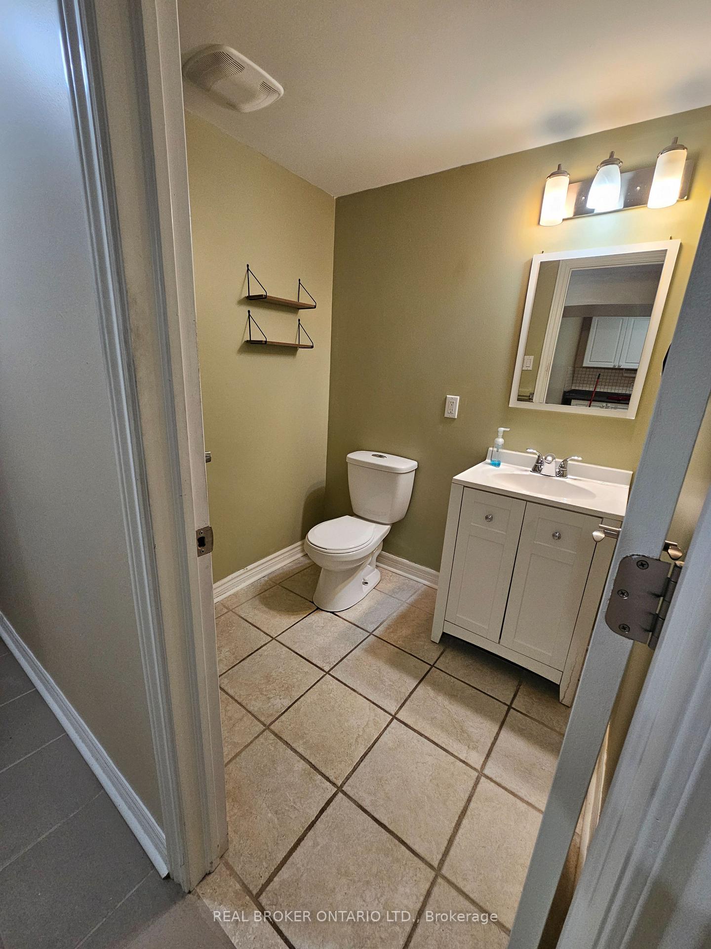 Photo 3 of 138 Archdekin Drive, Brampton, Madoc — HOMEH