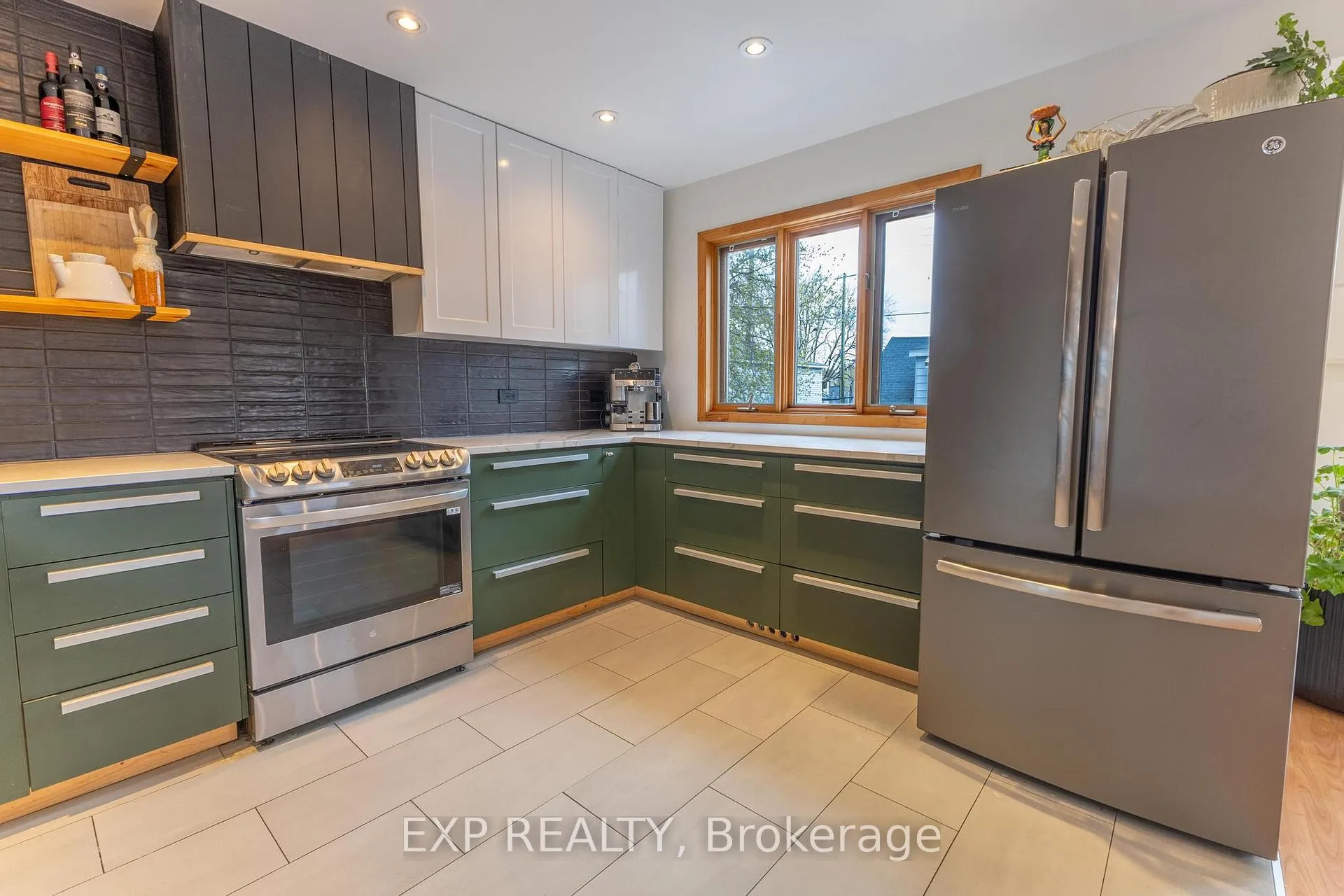 Photo 15 of 162 Westhaven Crescent, Ottawa, Westboro/Hampton Park — HOMEH