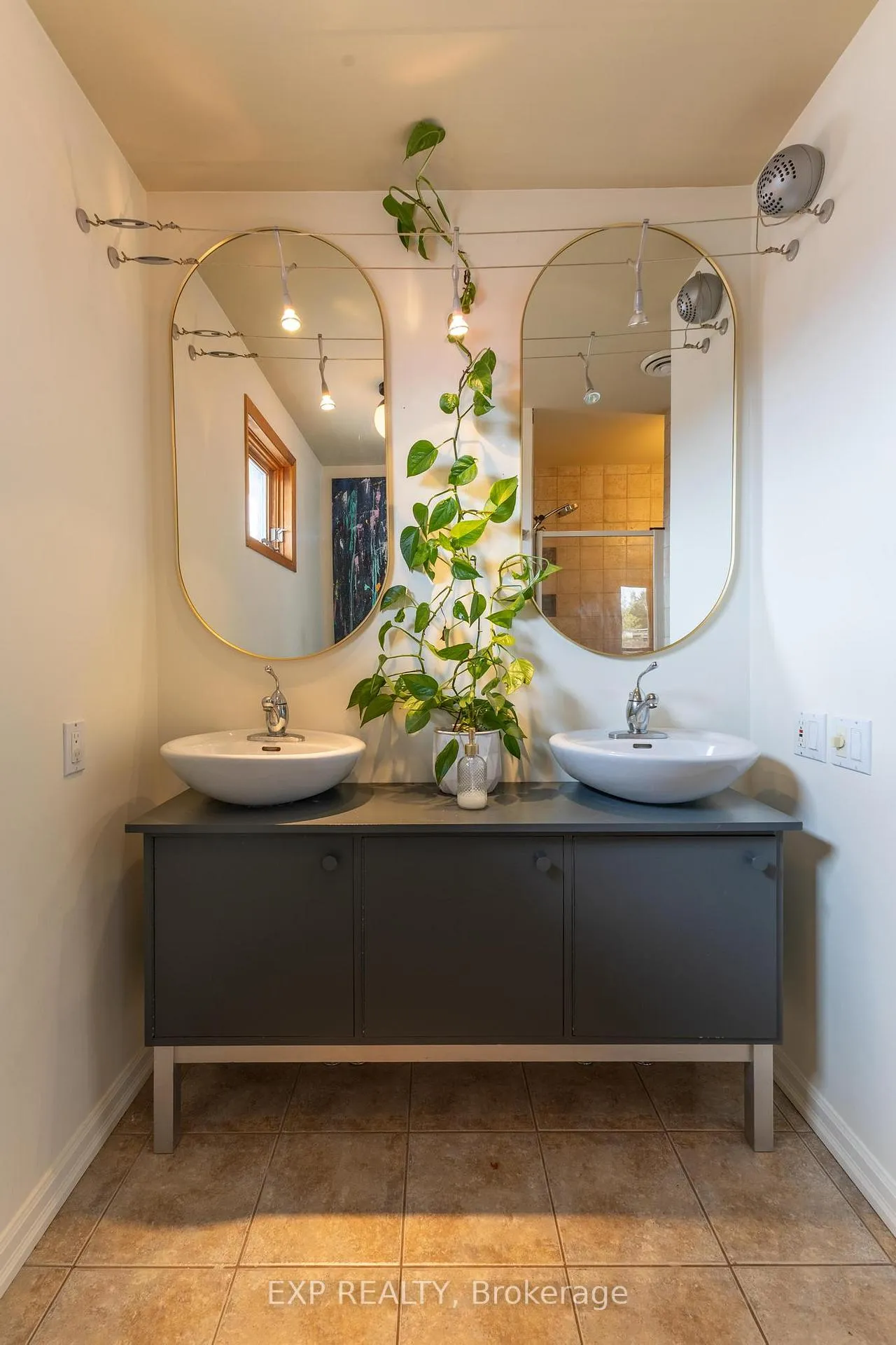 Photo 22 of 162 Westhaven Crescent, Ottawa, Westboro/Hampton Park — HOMEH