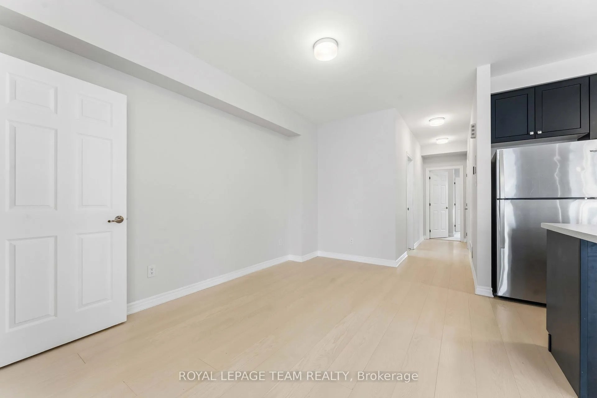 Photo 8 of 109 Pilot Private, Ottawa, Kanata - Emerald Meadows/Trailwest — HOMEH
