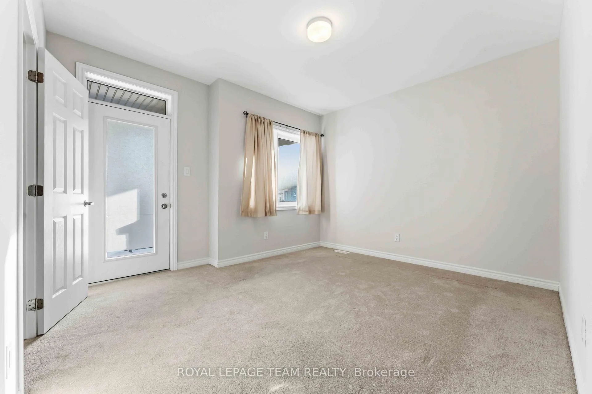 Photo 25 of 109 Pilot Private, Ottawa, Kanata - Emerald Meadows/Trailwest — HOMEH