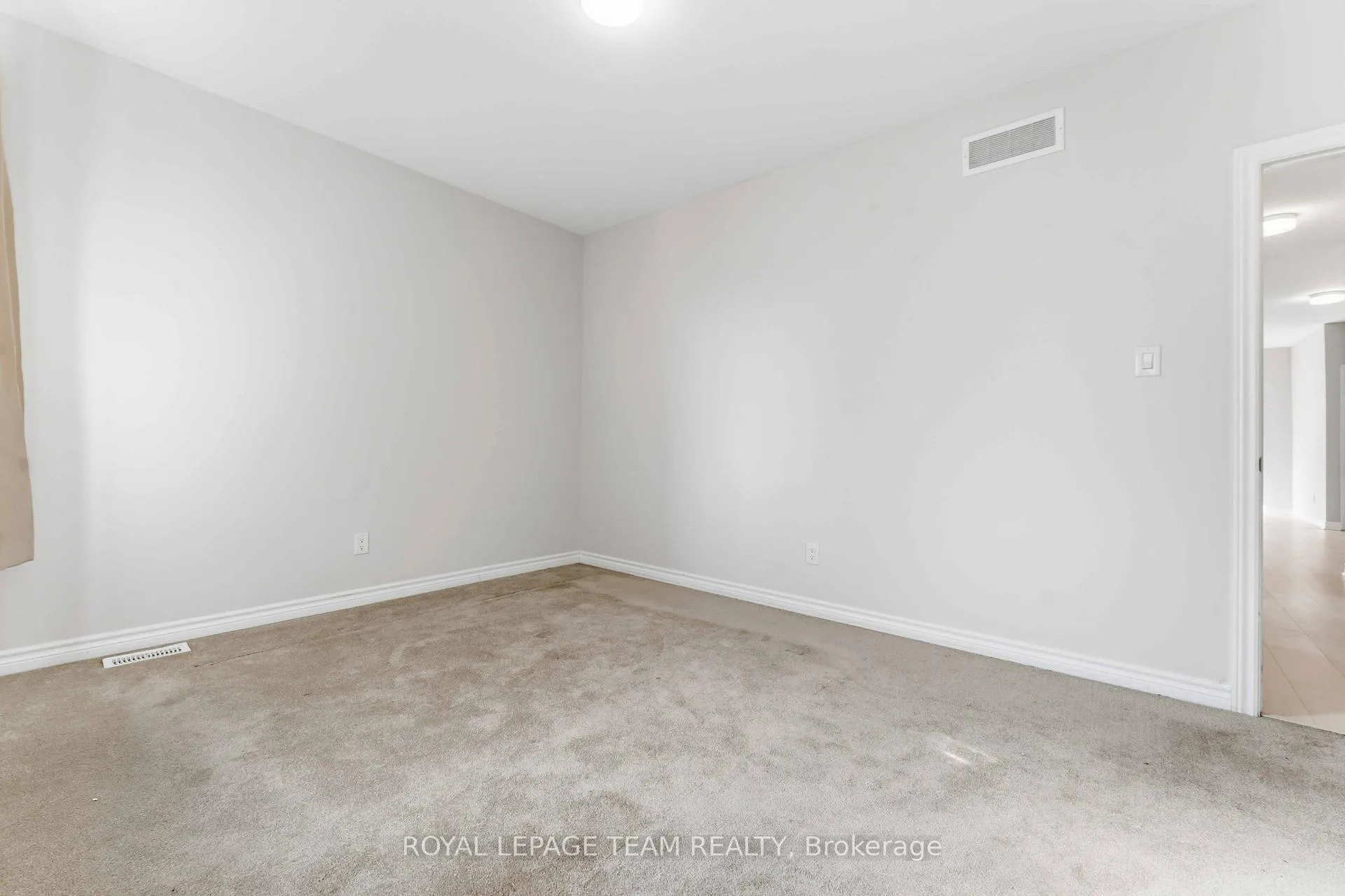 Photo 29 of 109 Pilot Private, Ottawa, Kanata - Emerald Meadows/Trailwest — HOMEH