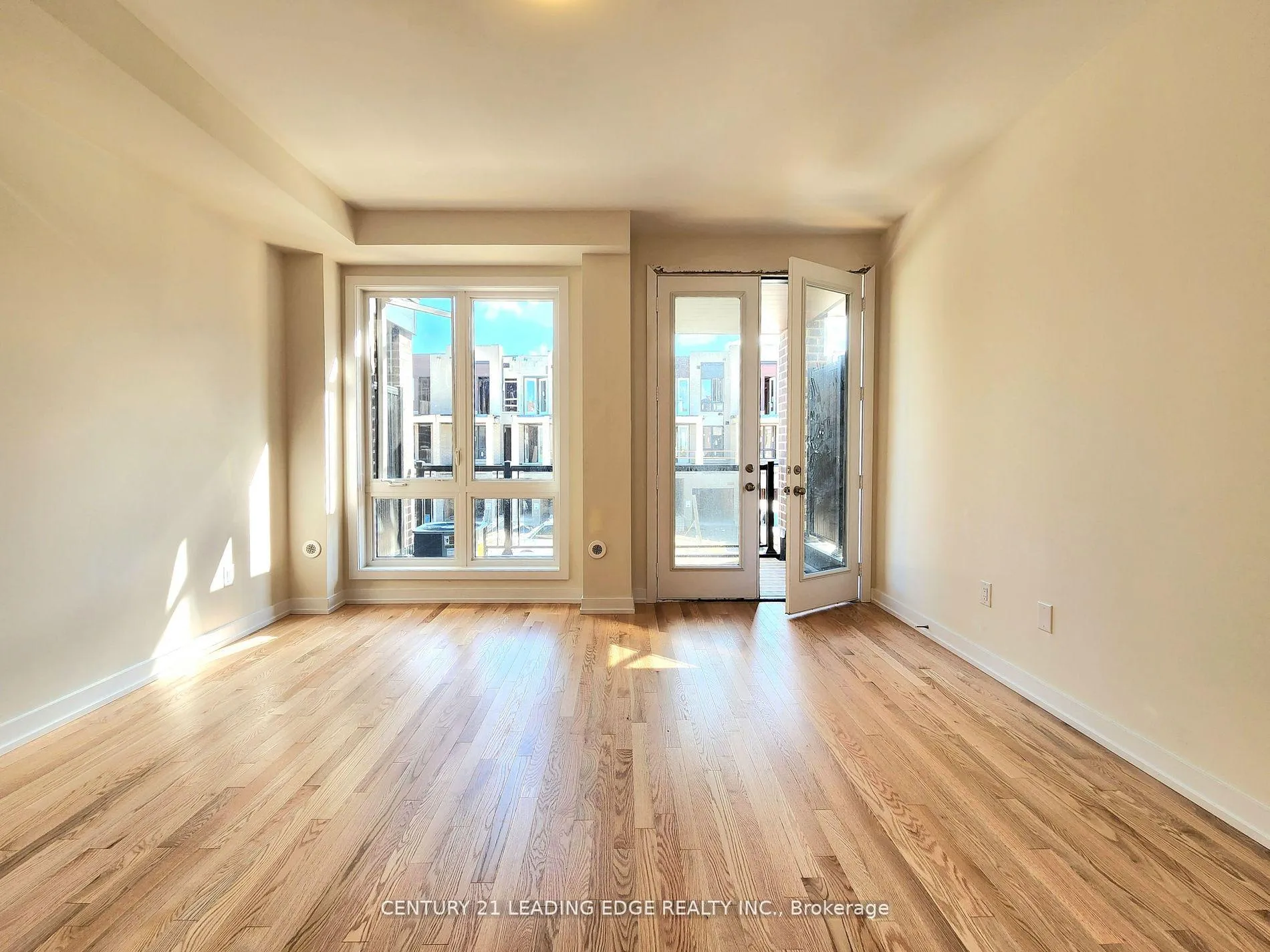 Photo 3 of 109 Stauffer Crescent, Markham, Cornell — HOMEH