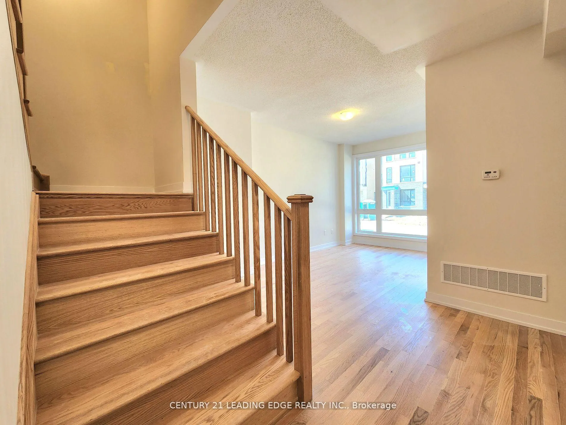 Photo 6 of 109 Stauffer Crescent, Markham, Cornell — HOMEH