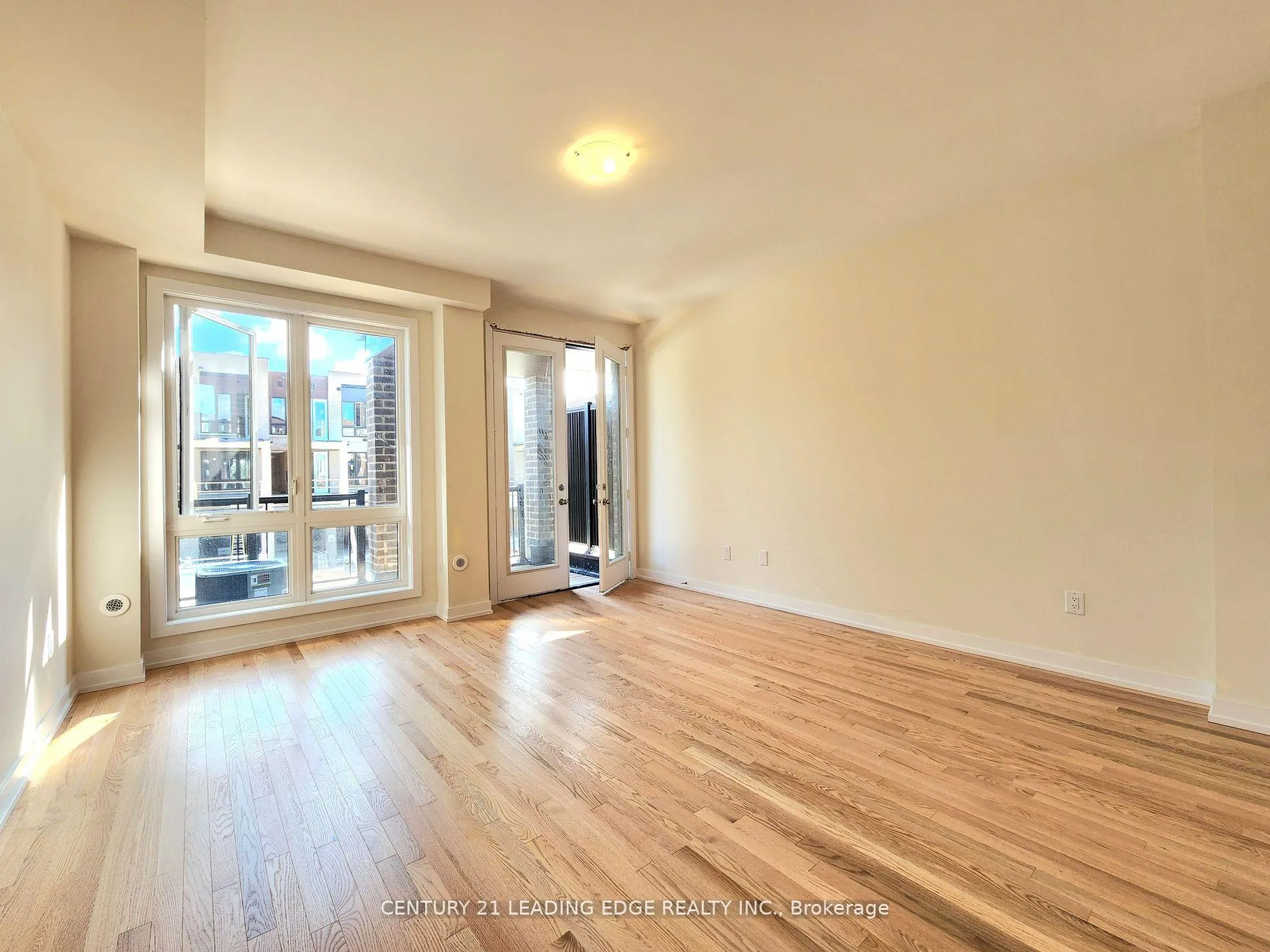 Photo 7 of 109 Stauffer Crescent, Markham, Cornell — HOMEH