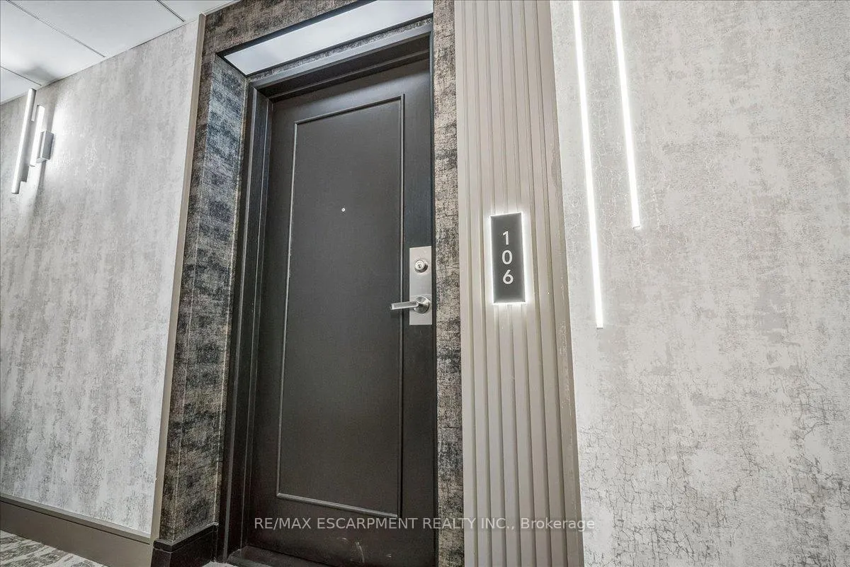 Photo 3 of Unit 106, 1276 Maple Crossing Boulevard, Burlington, Brant — HOMEH