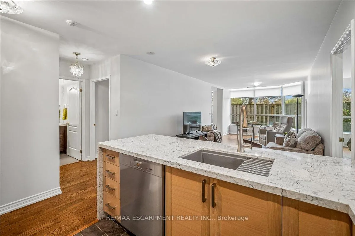 Photo 9 of Unit 106, 1276 Maple Crossing Boulevard, Burlington, Brant — HOMEH