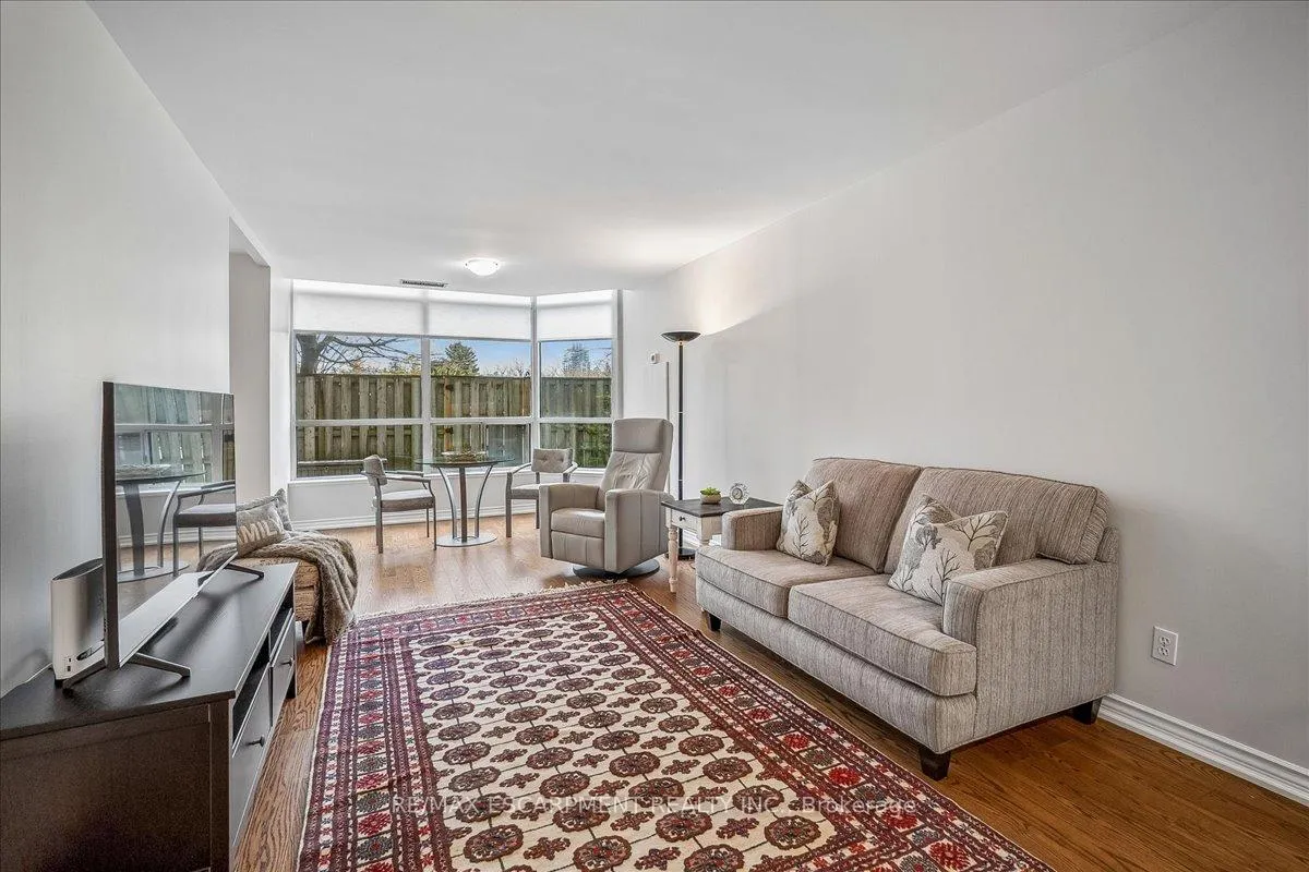 Photo 14 of Unit 106, 1276 Maple Crossing Boulevard, Burlington, Brant — HOMEH