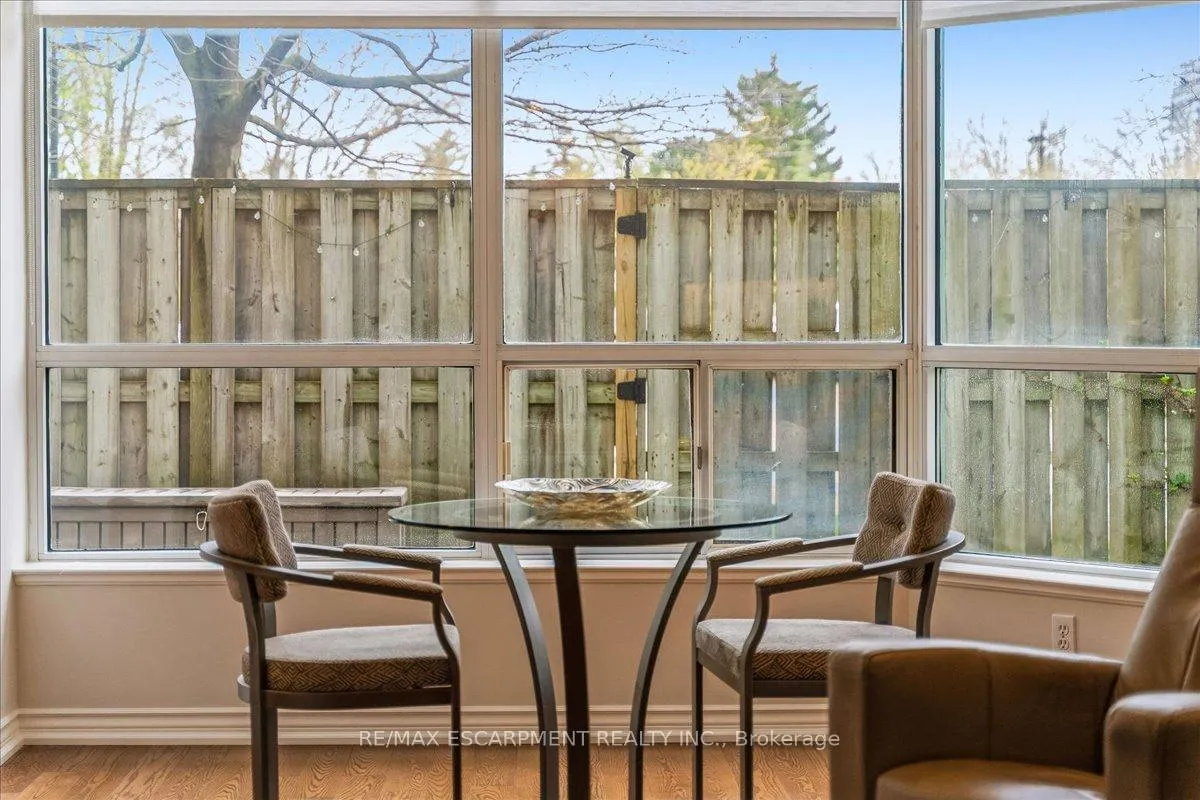 Photo 17 of Unit 106, 1276 Maple Crossing Boulevard, Burlington, Brant — HOMEH