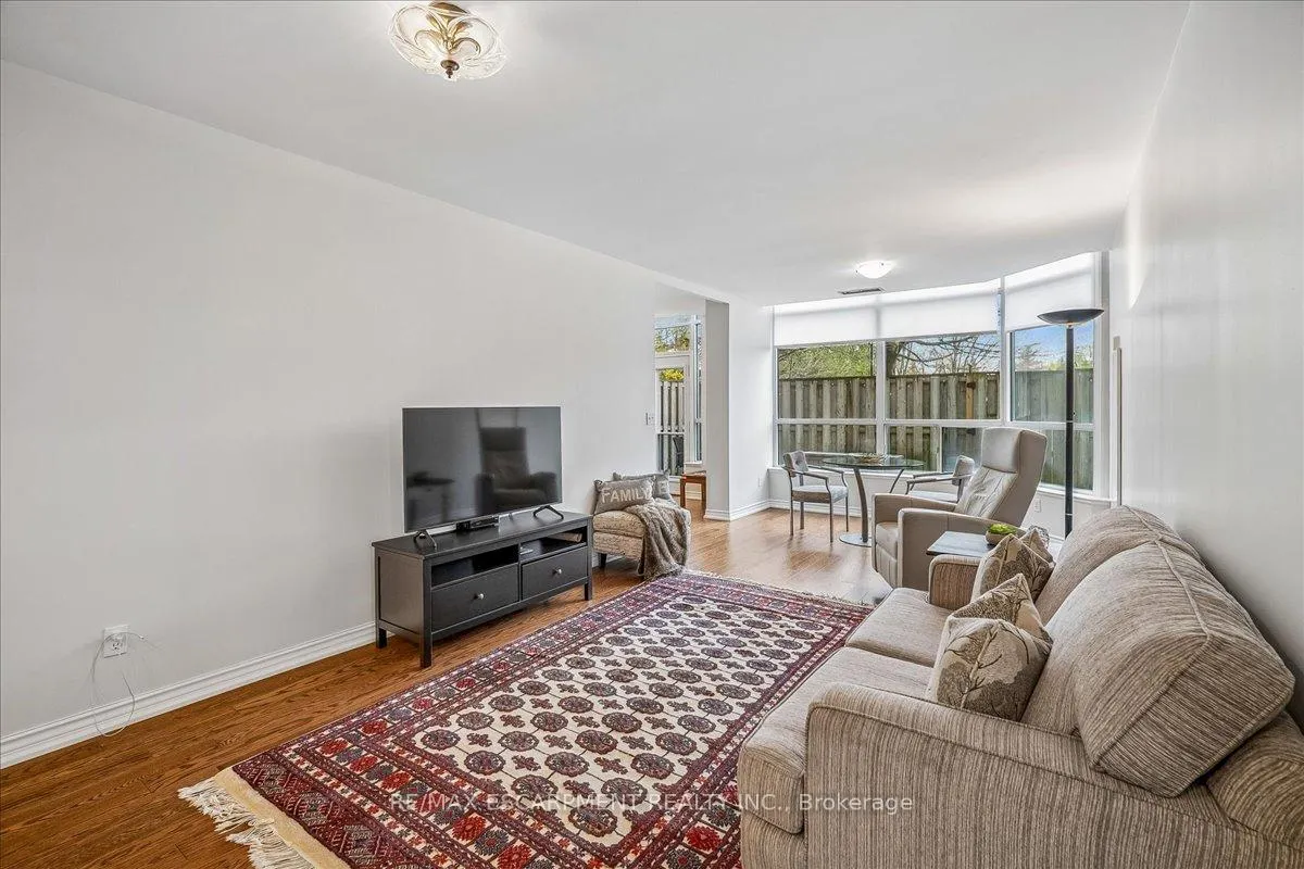 Photo 20 of Unit 106, 1276 Maple Crossing Boulevard, Burlington, Brant — HOMEH