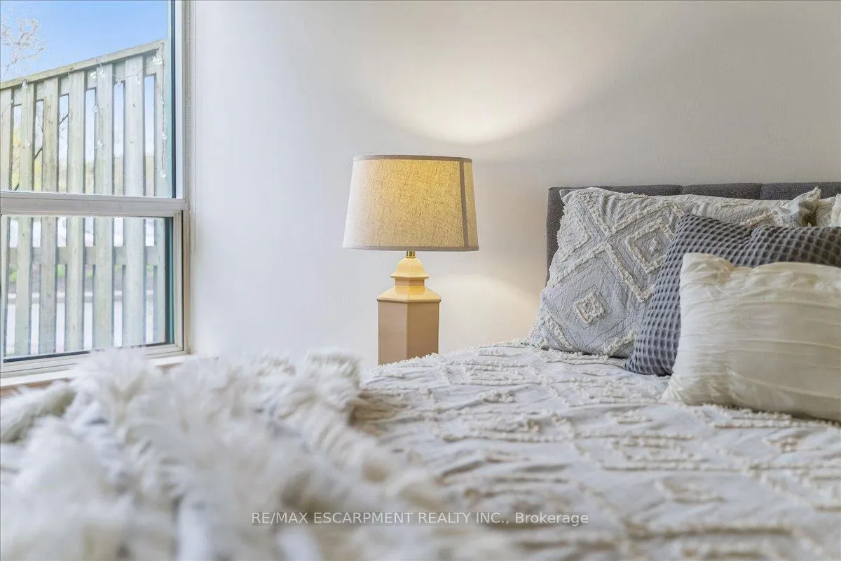Photo 27 of Unit 106, 1276 Maple Crossing Boulevard, Burlington, Brant — HOMEH