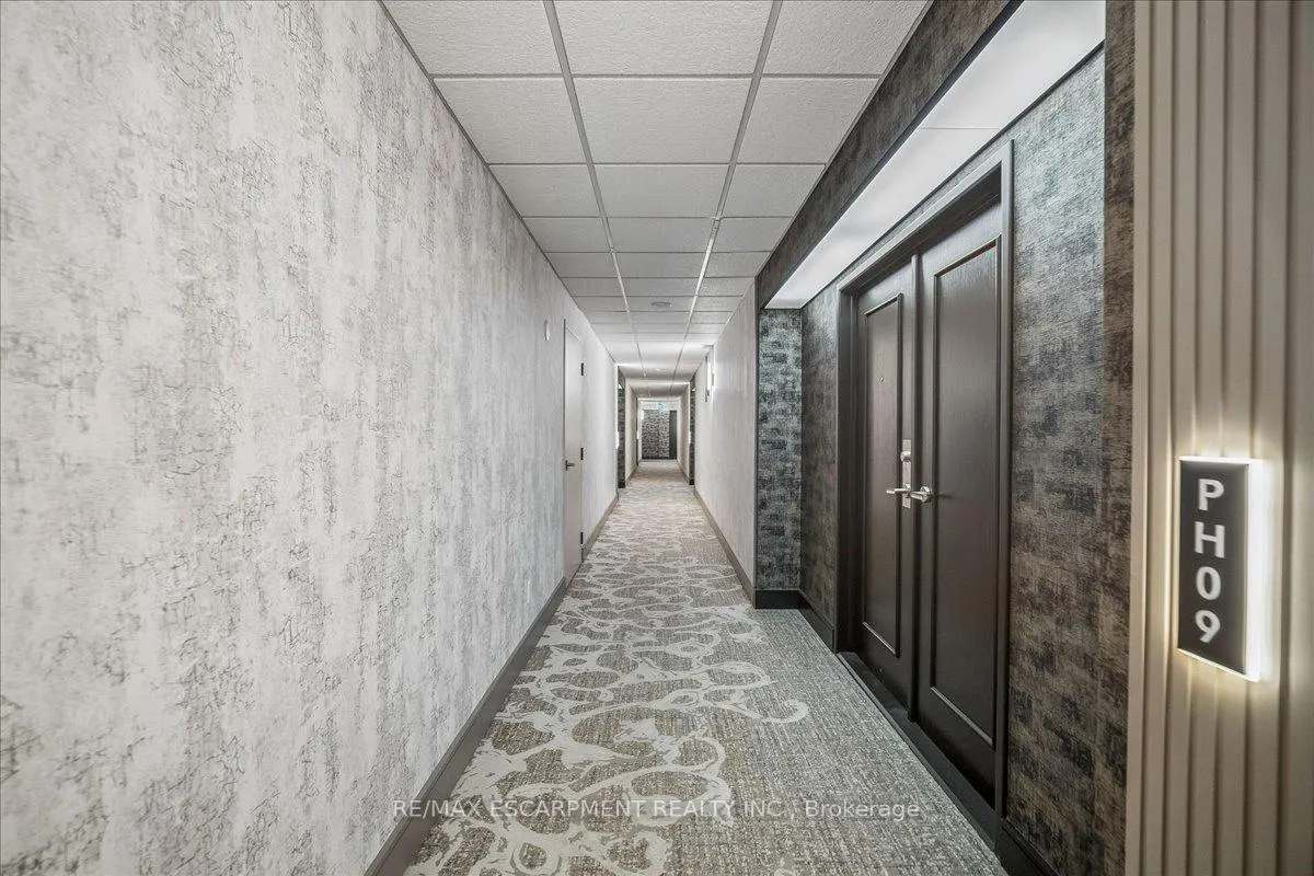 Photo 33 of Unit 106, 1276 Maple Crossing Boulevard, Burlington, Brant — HOMEH