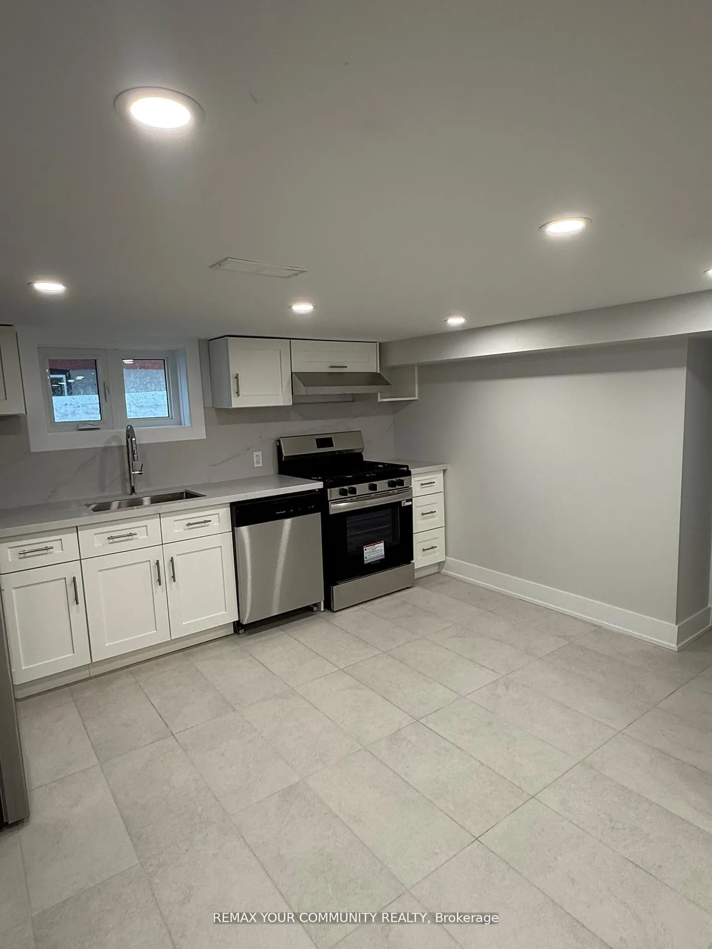 Photo 5 of Unit 5 (BSMT), 88 Spruce Street, Aurora, Aurora Village — HOMEH