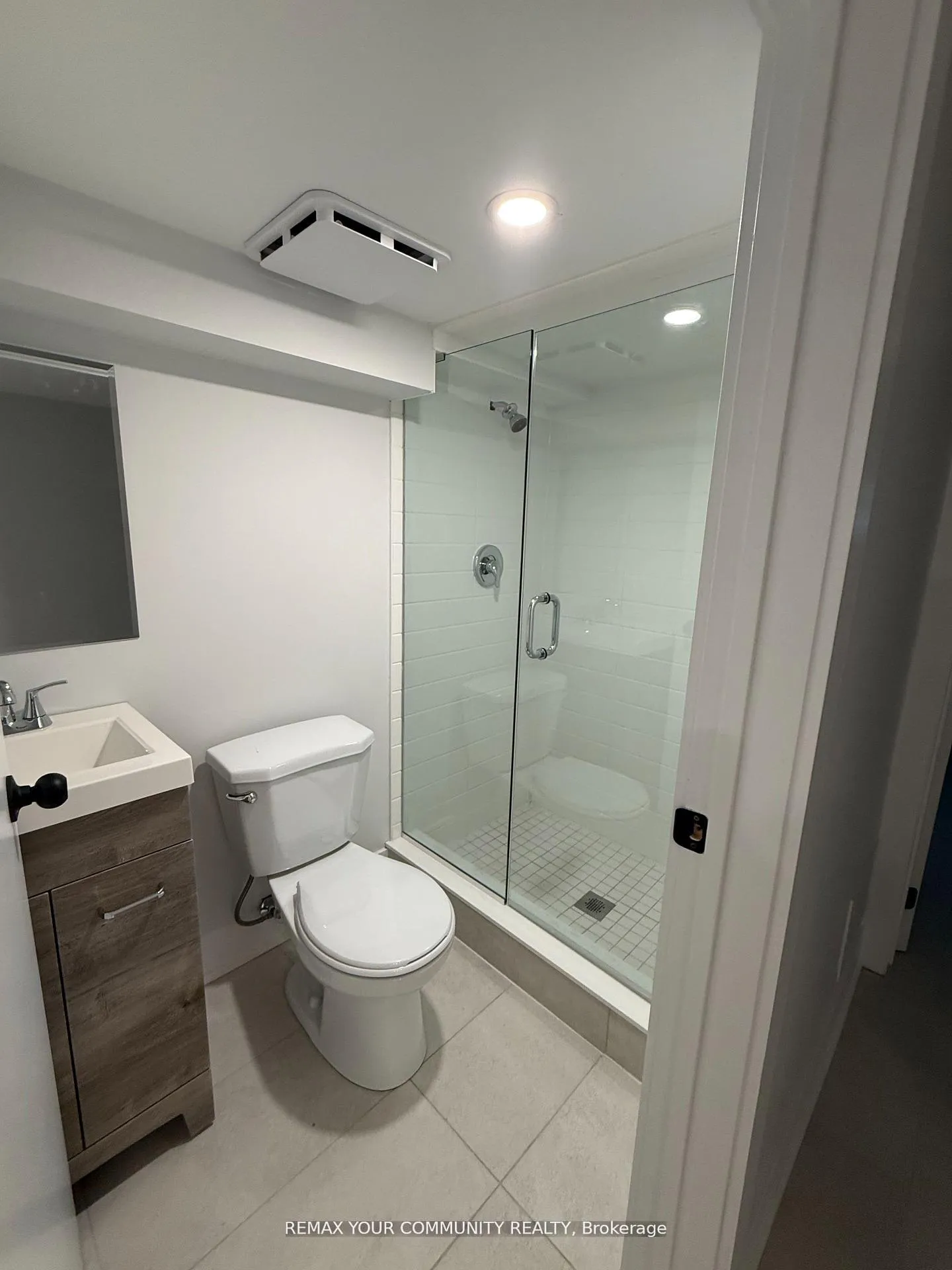 Photo 8 of Unit 5 (BSMT), 88 Spruce Street, Aurora, Aurora Village — HOMEH