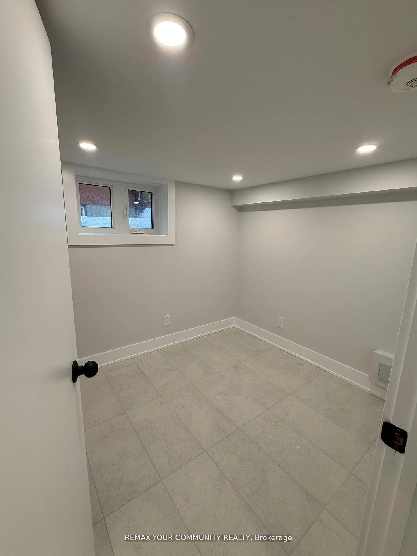 Photo 11 of Unit 5 (BSMT), 88 Spruce Street, Aurora, Aurora Village — HOMEH