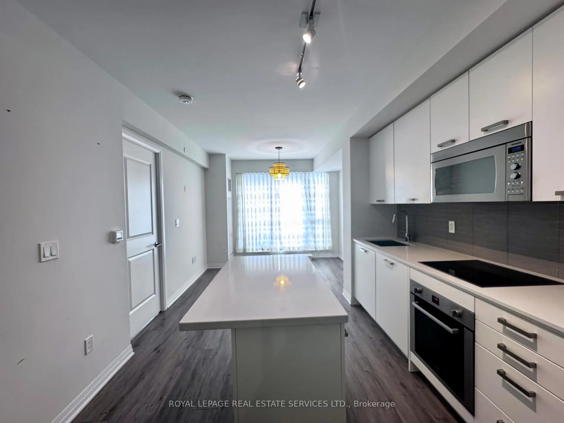 Photo 7 of Unit 408, 2301 Danforth Avenue, Toronto, East End-Danforth — HOMEH