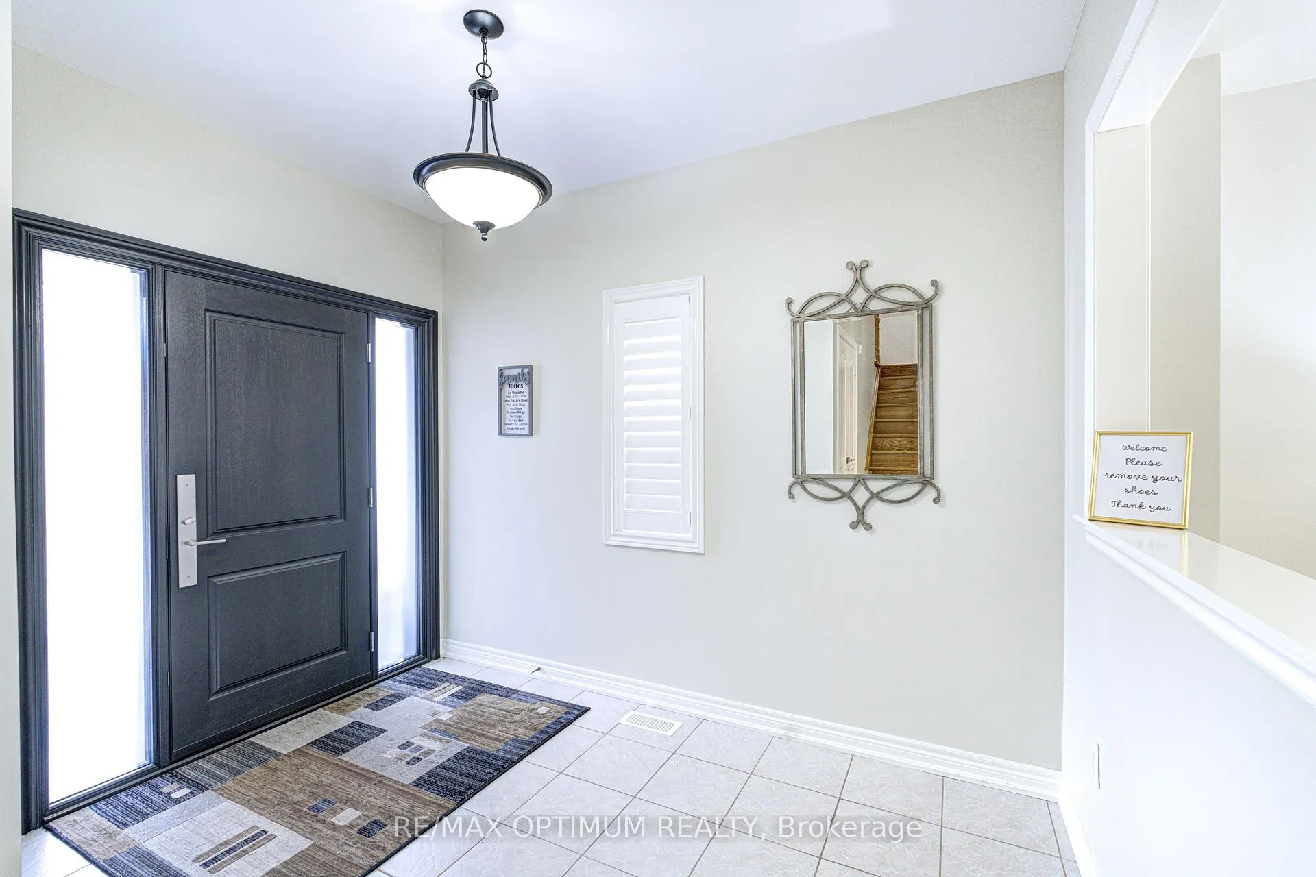 Photo 5 of 855 Knotty Pine Grove, Mississauga, Meadowvale Village — HOMEH
