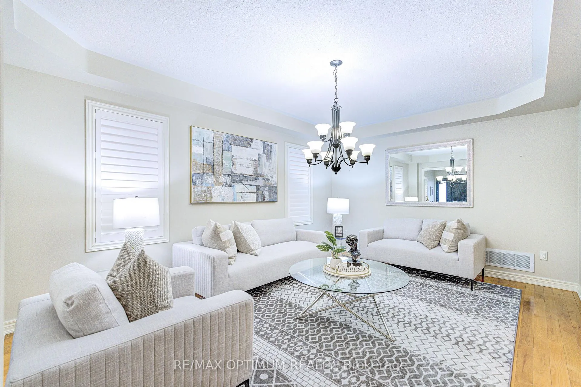 Photo 7 of 855 Knotty Pine Grove, Mississauga, Meadowvale Village — HOMEH