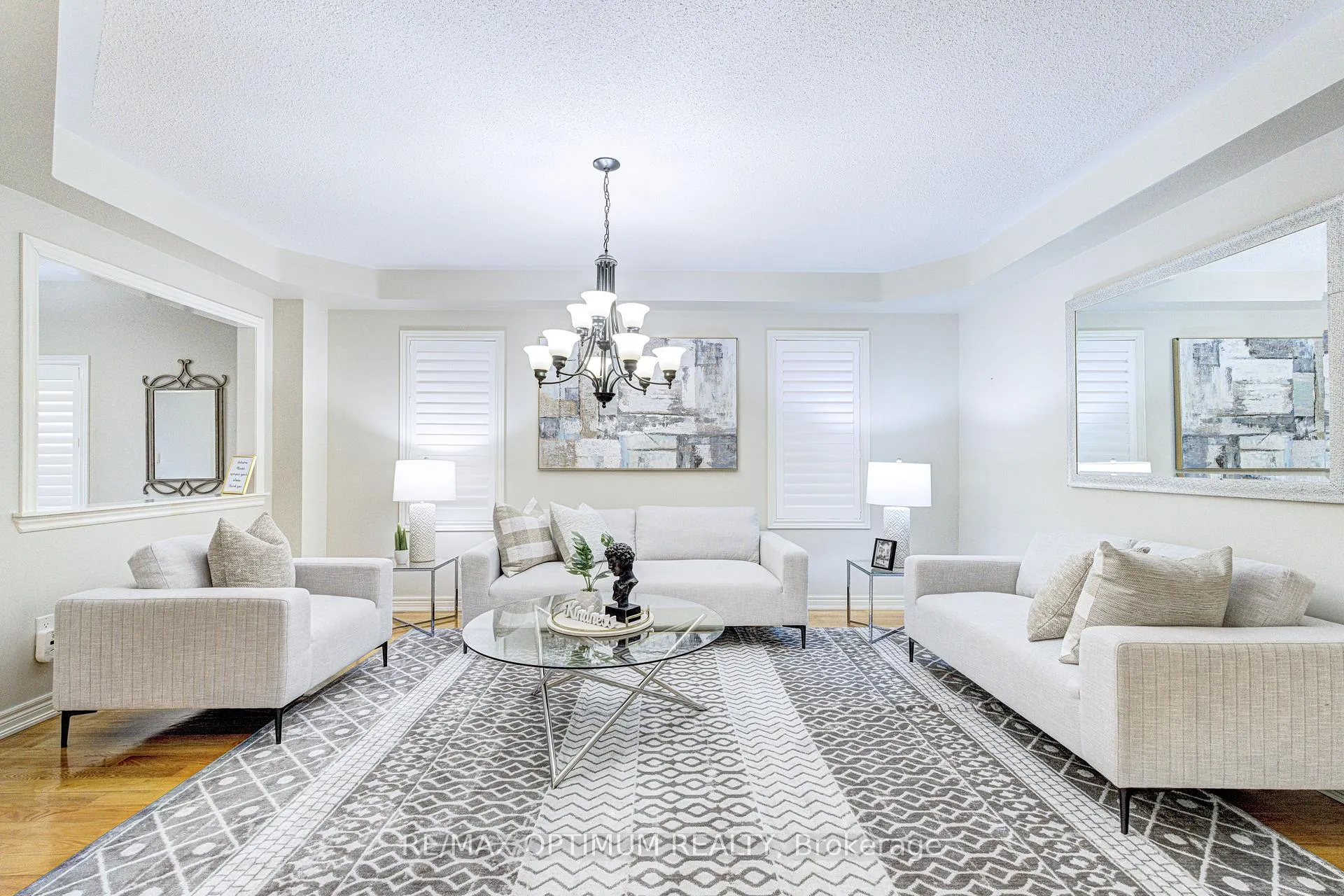 Photo 8 of 855 Knotty Pine Grove, Mississauga, Meadowvale Village — HOMEH