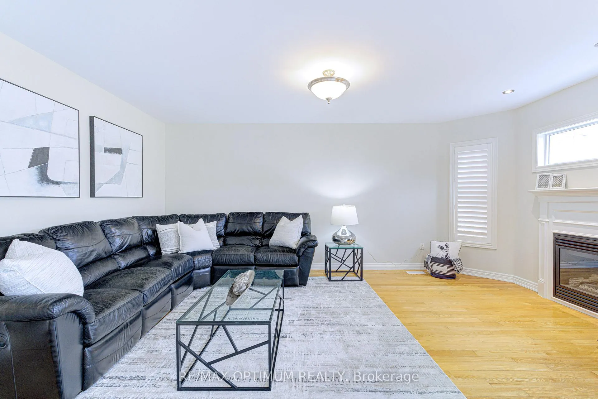 Photo 11 of 855 Knotty Pine Grove, Mississauga, Meadowvale Village — HOMEH