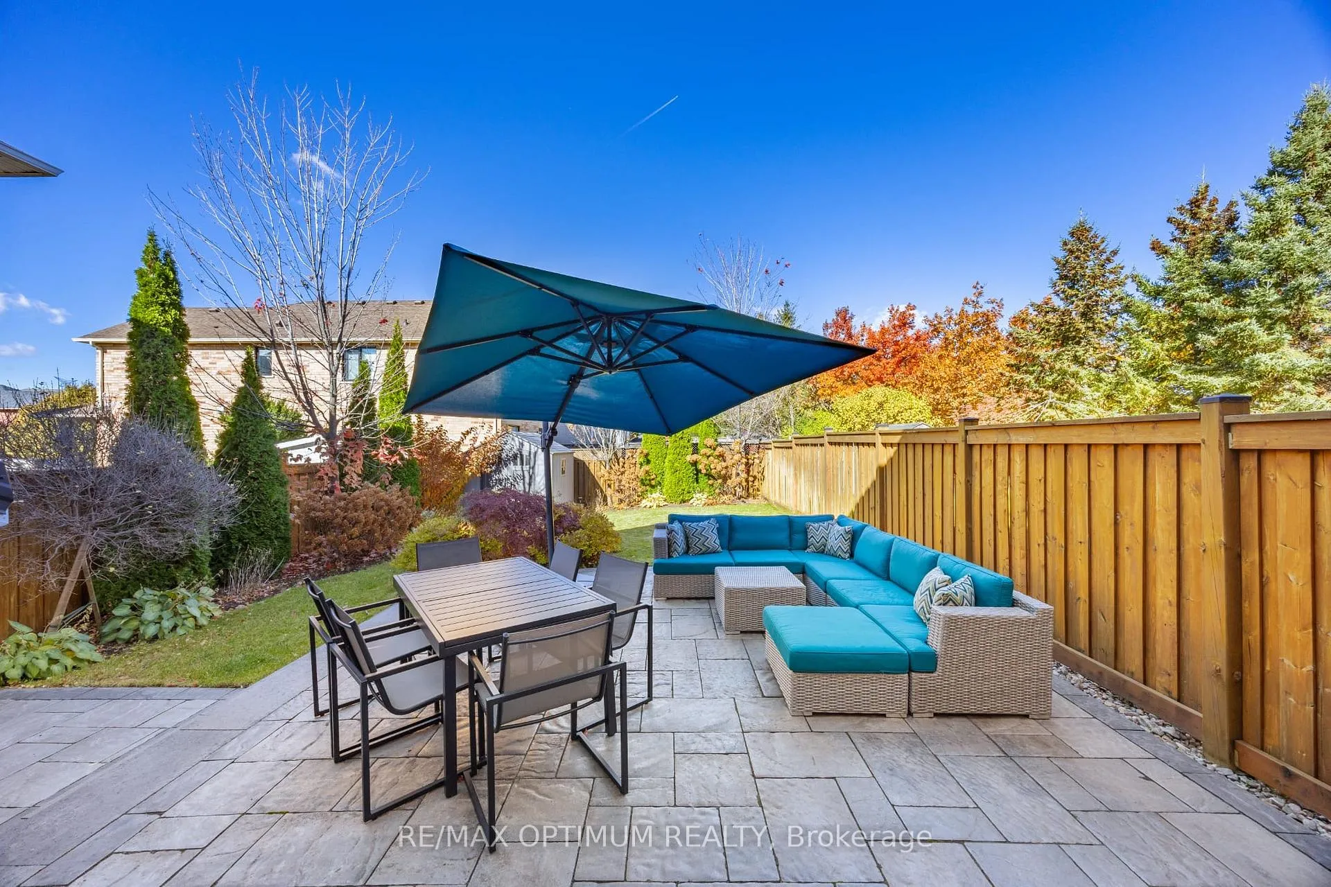 Photo 37 of 855 Knotty Pine Grove, Mississauga, Meadowvale Village — HOMEH