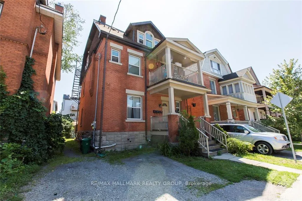 Photo 2 of Unit 1, 132 Flora Street, Ottawa, Ottawa Centre — HOMEH