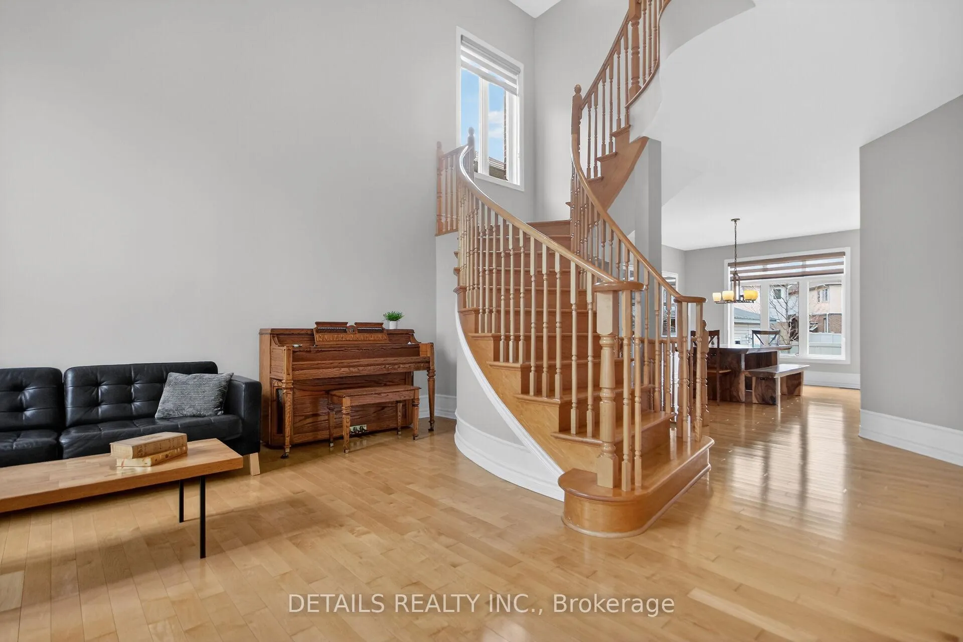 Photo 4 of 615 Bow Valley Drive, Ottawa, Riverside South/Gloucester Glen — HOMEH