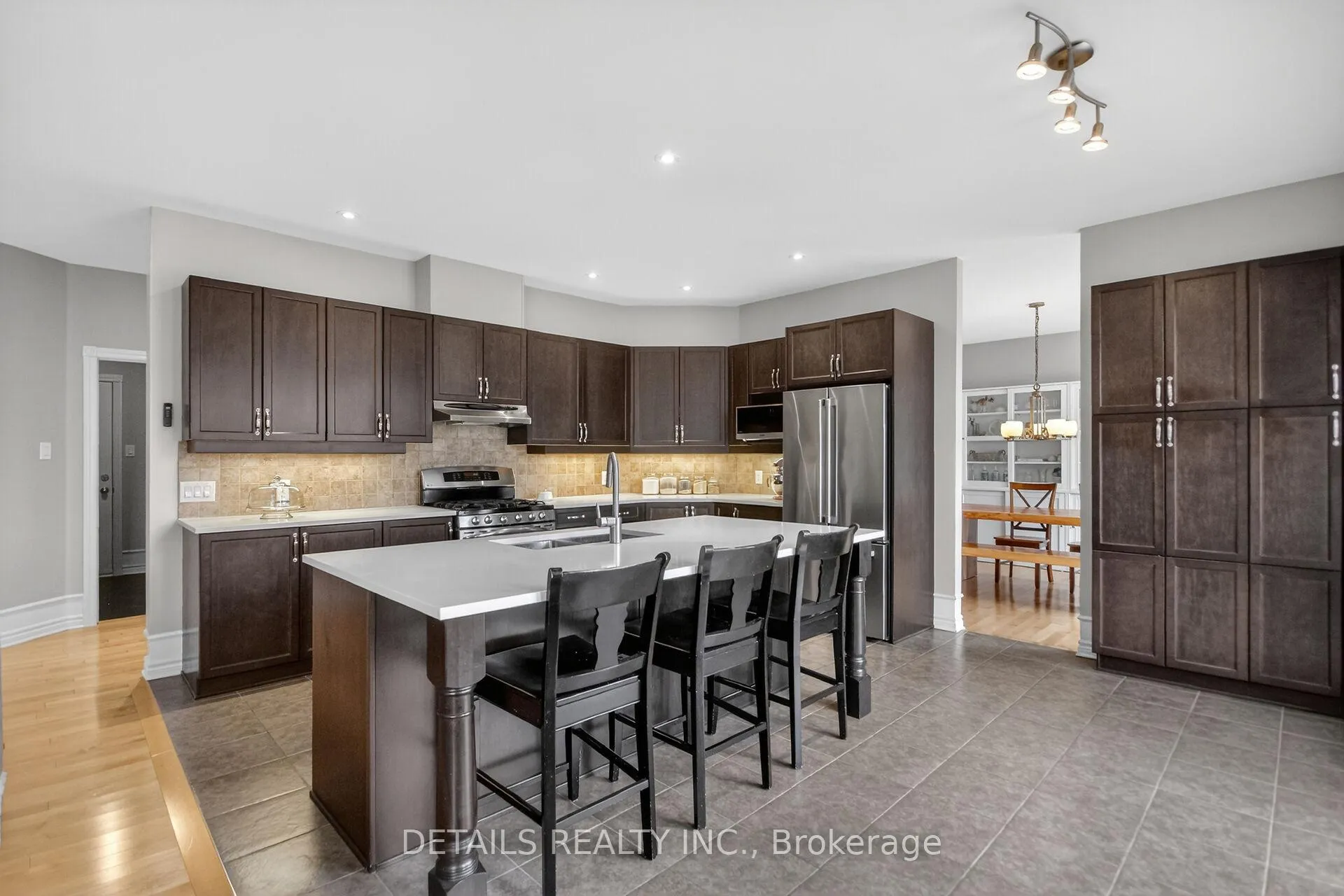 Photo 9 of 615 Bow Valley Drive, Ottawa, Riverside South/Gloucester Glen — HOMEH