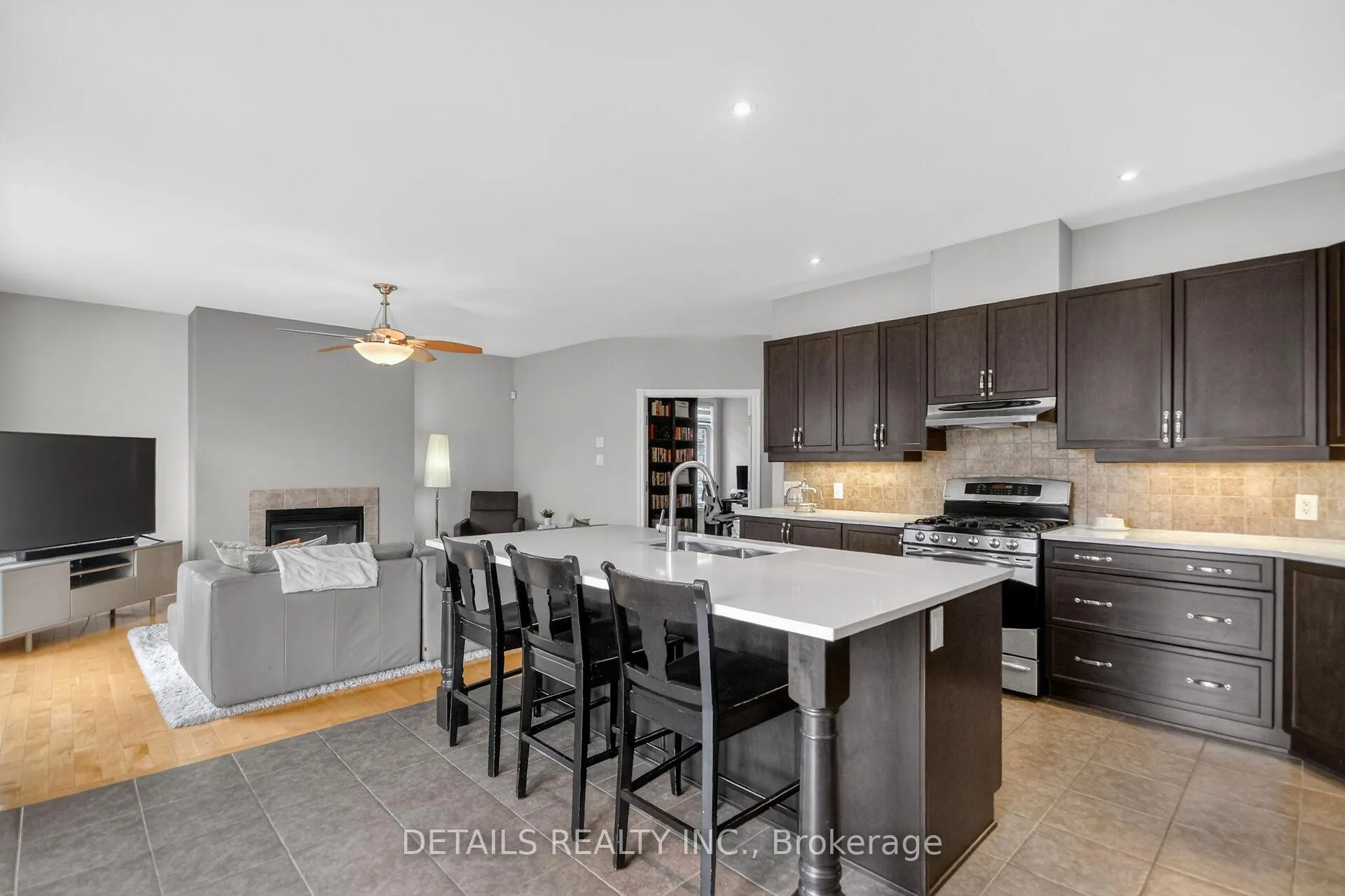 Photo 10 of 615 Bow Valley Drive, Ottawa, Riverside South/Gloucester Glen — HOMEH