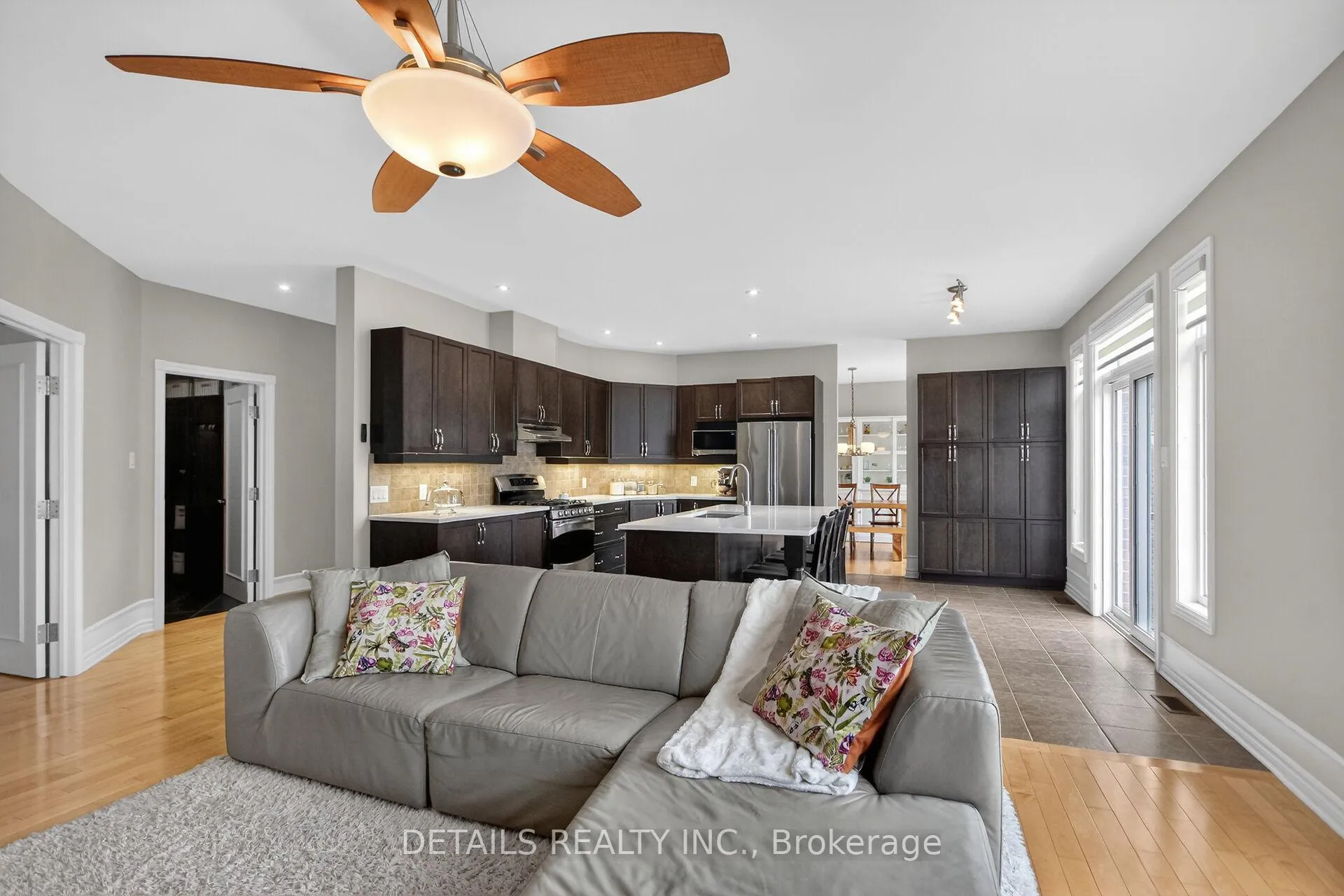 Photo 14 of 615 Bow Valley Drive, Ottawa, Riverside South/Gloucester Glen — HOMEH
