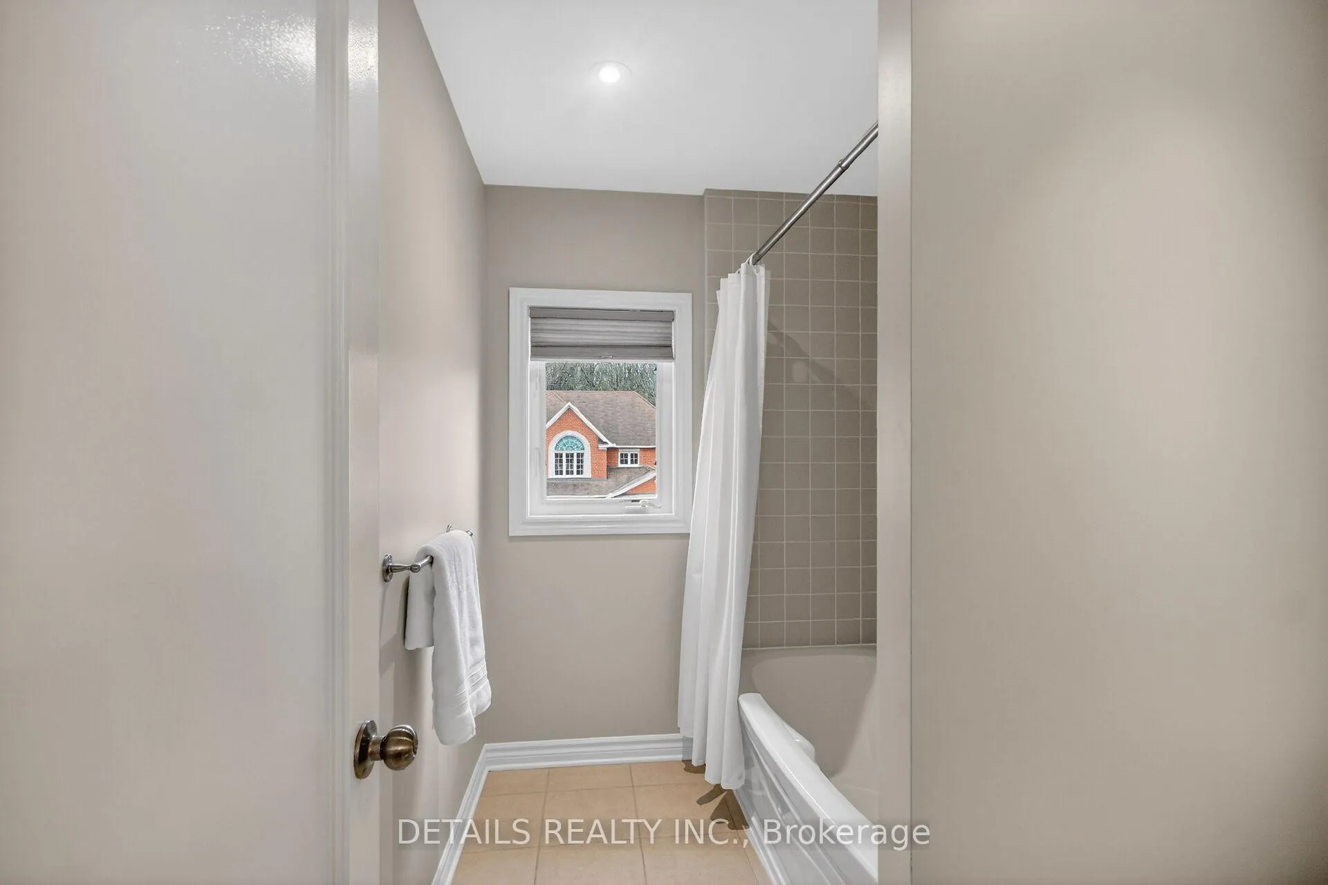 Photo 31 of 615 Bow Valley Drive, Ottawa, Riverside South/Gloucester Glen — HOMEH