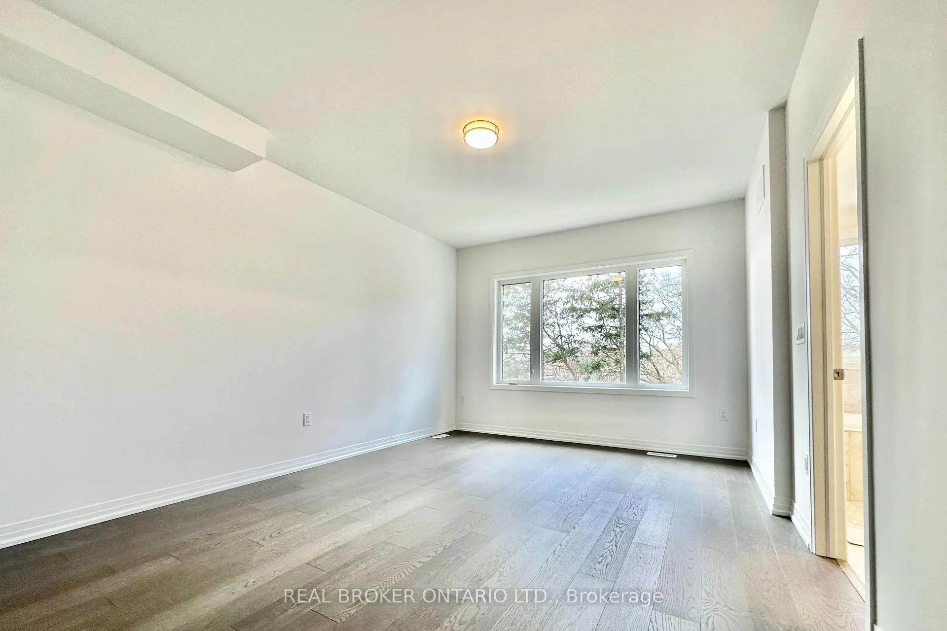 Photo 22 of 22 Yans Way, Markham, Buttonville — HOMEH