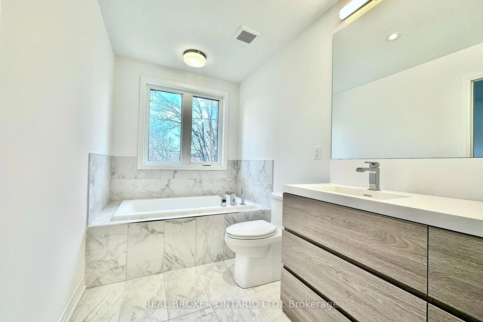 Photo 26 of 22 Yans Way, Markham, Buttonville — HOMEH