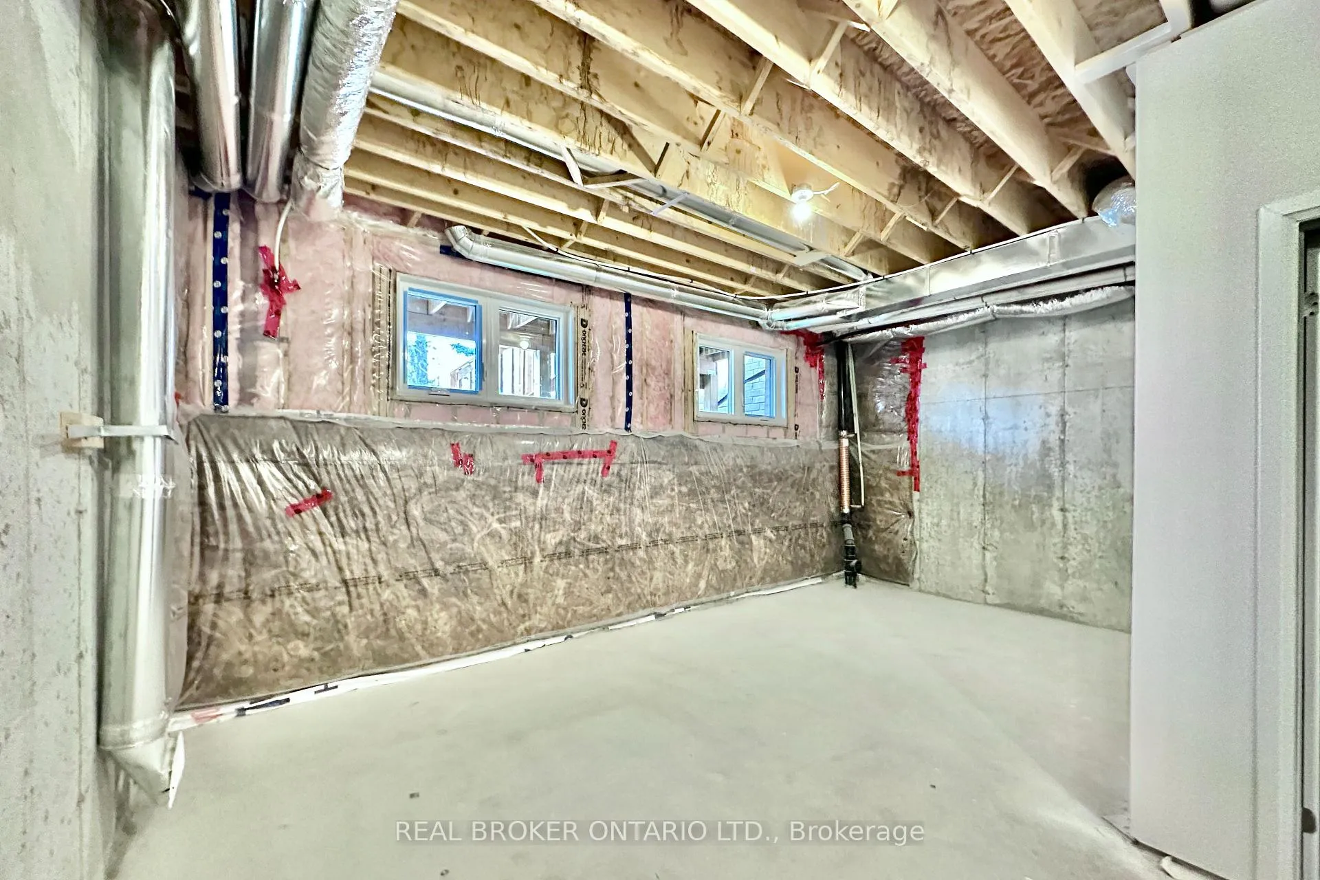 Photo 40 of 22 Yans Way, Markham, Buttonville — HOMEH