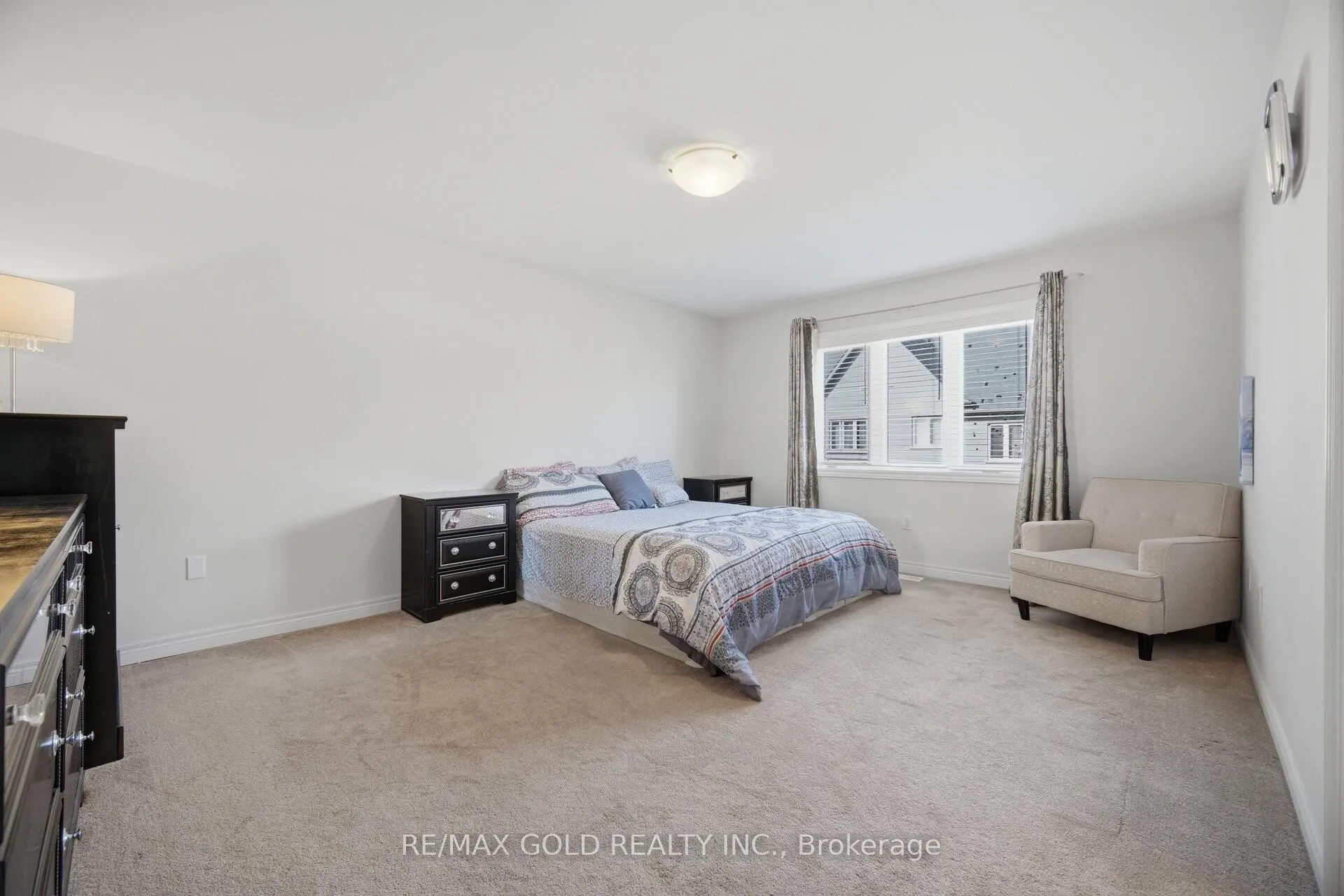 Photo 12 of 15 Perdita Road, Brampton, Bram West — HOMEH