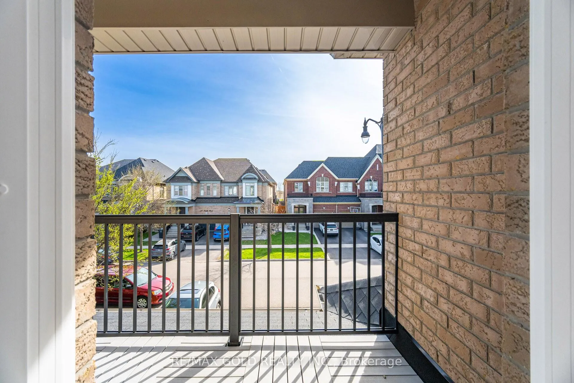 Photo 16 of 15 Perdita Road, Brampton, Bram West — HOMEH