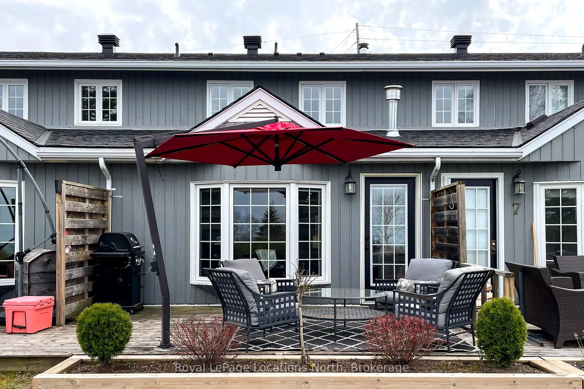 Photo 1 of Unit 6, 139 Lakeshore Road E, Blue Mountains — HOMEH