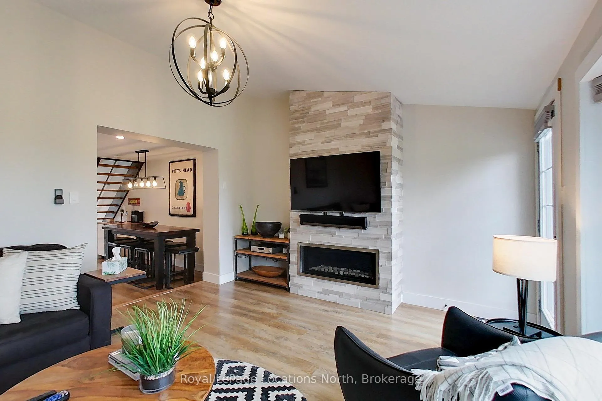 Photo 21 of Unit 6, 139 Lakeshore Road E, Blue Mountains — HOMEH