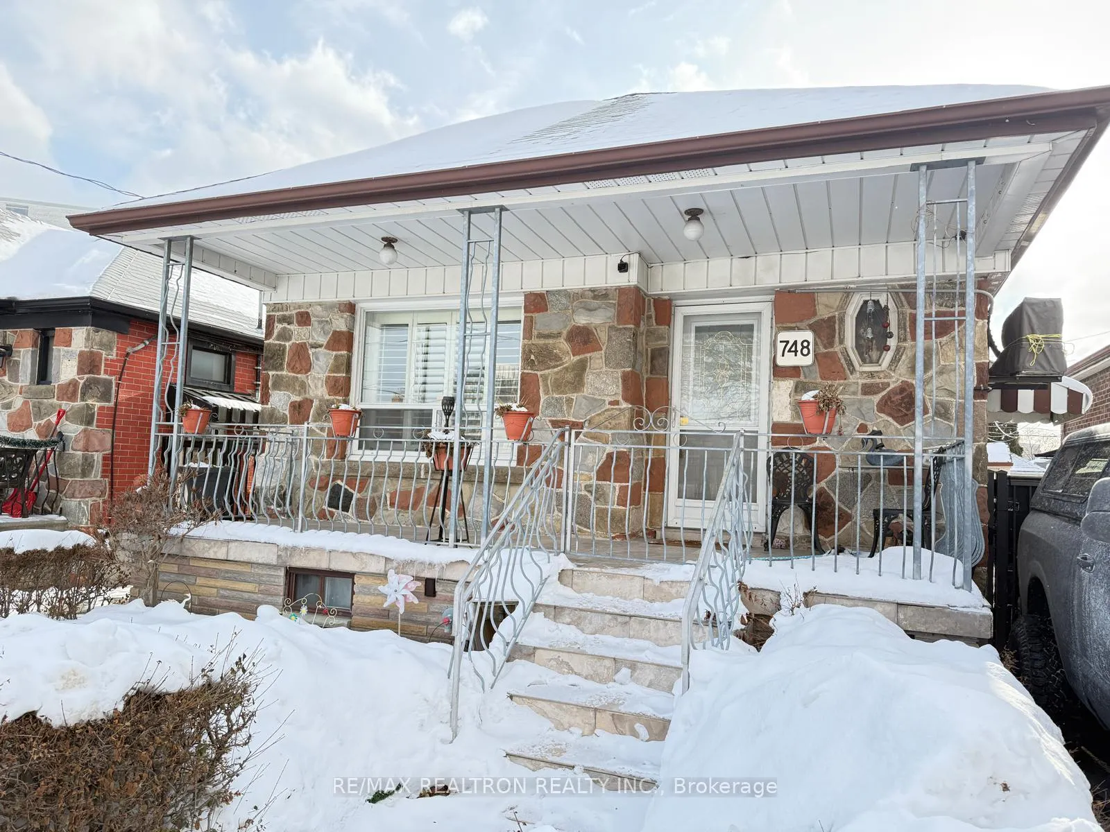 Photo 2 of 748 Vaughan Road, Toronto, Oakwood Village — HOMEH