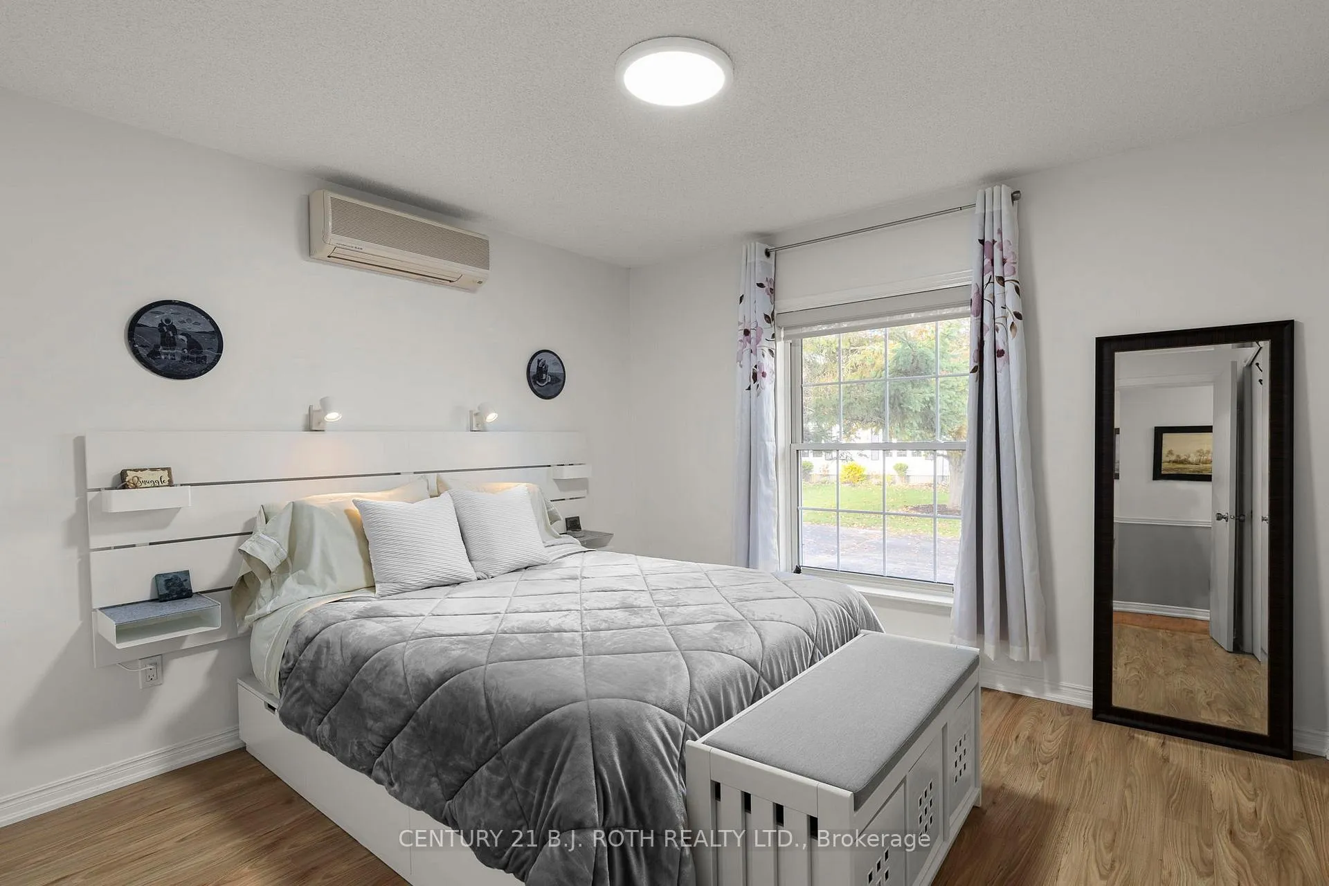 Photo 12 of 60 Tamarack Drive, Oro-Medonte, Rural Oro-Medonte — HOMEH
