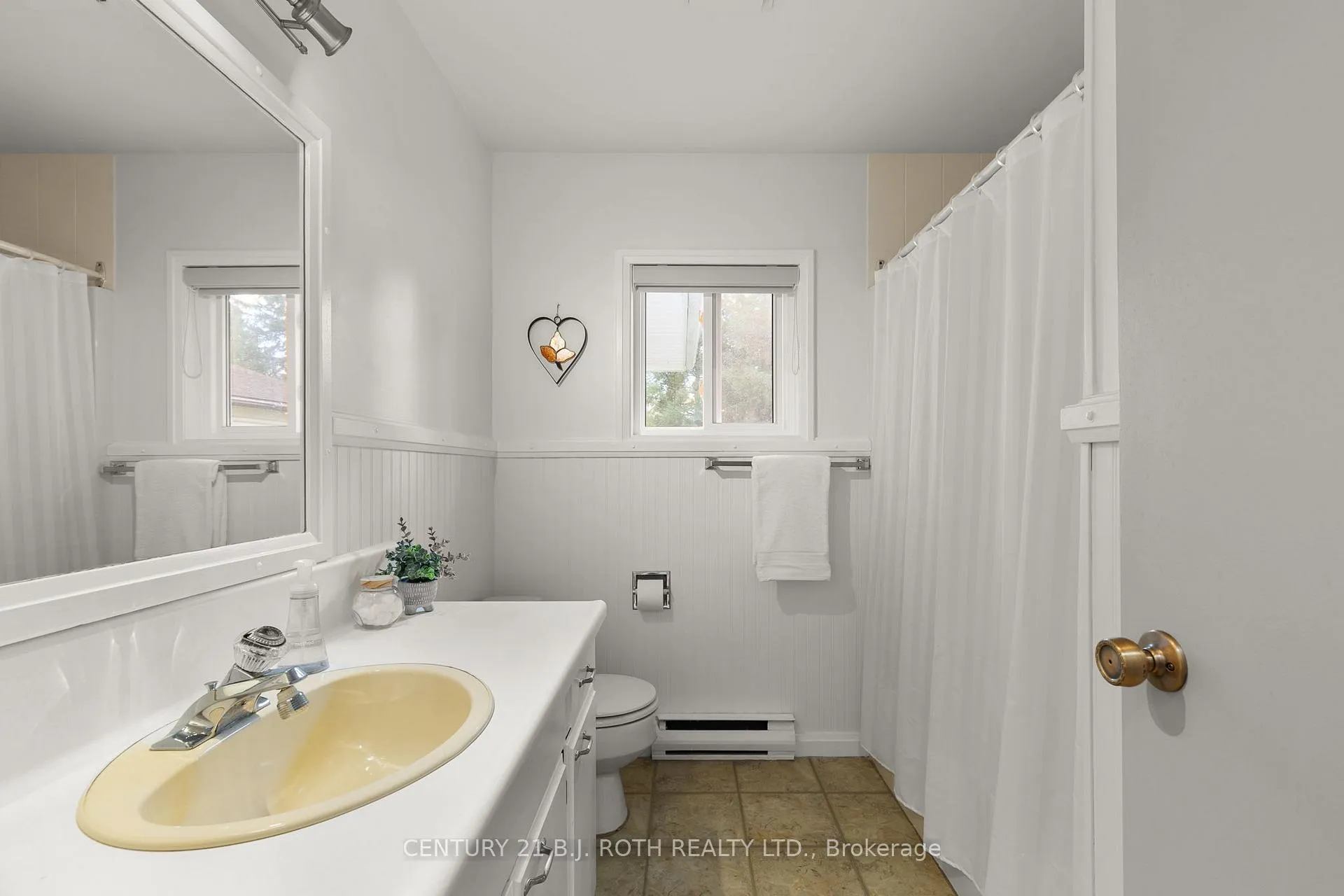 Photo 13 of 60 Tamarack Drive, Oro-Medonte, Rural Oro-Medonte — HOMEH