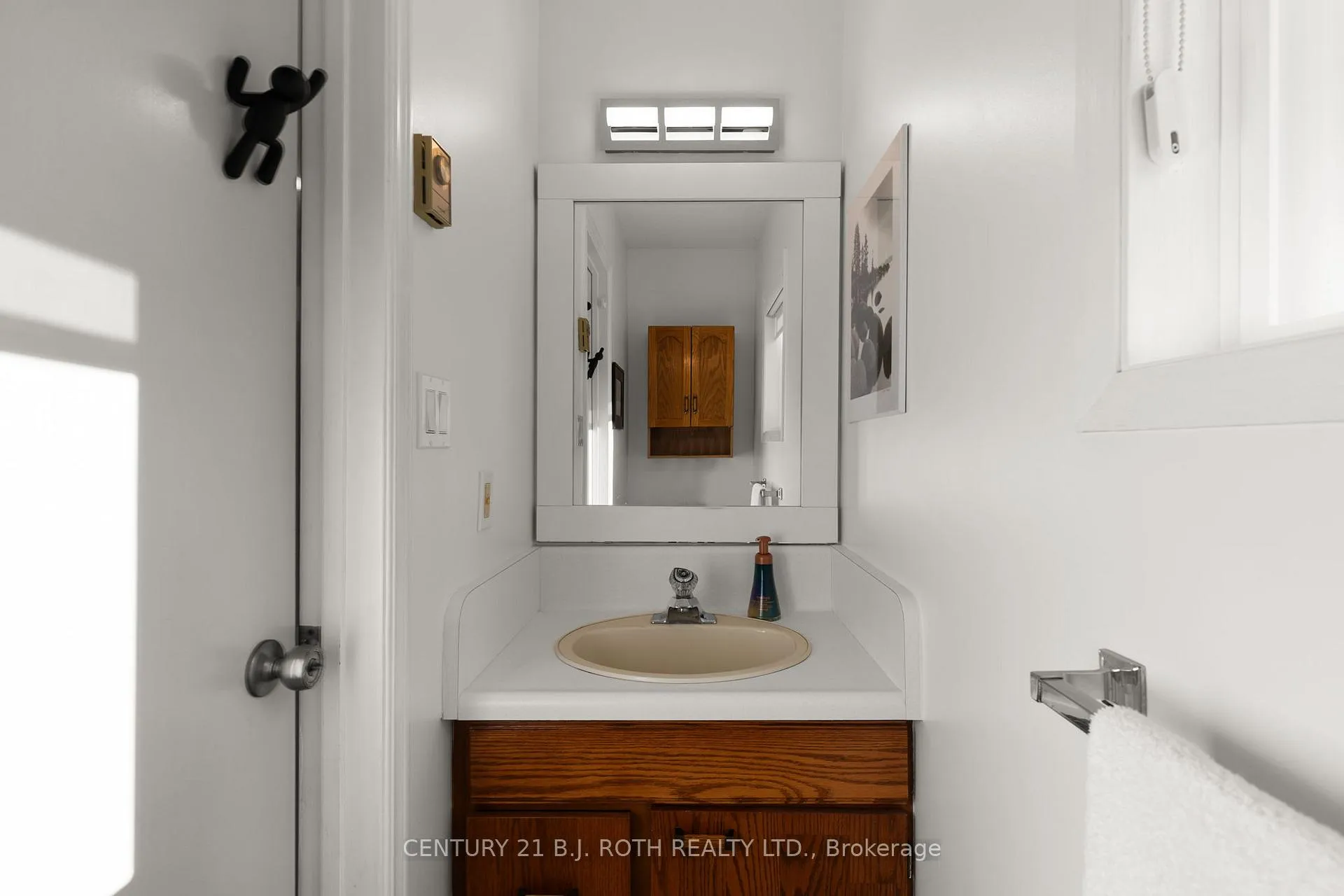 Photo 16 of 60 Tamarack Drive, Oro-Medonte, Rural Oro-Medonte — HOMEH