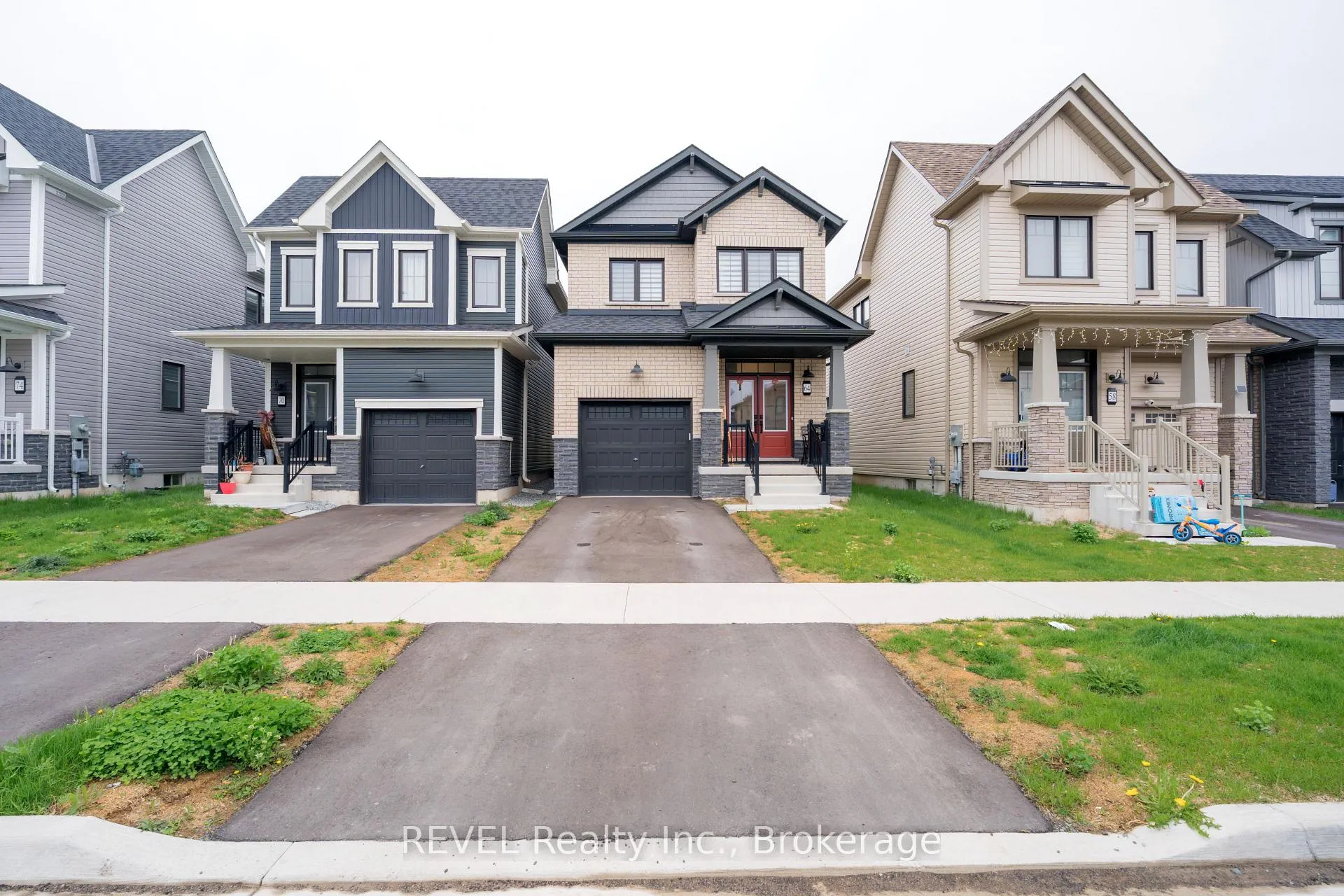Photo 1 of 64 Stern Drive, Welland, Dain City — HOMEH