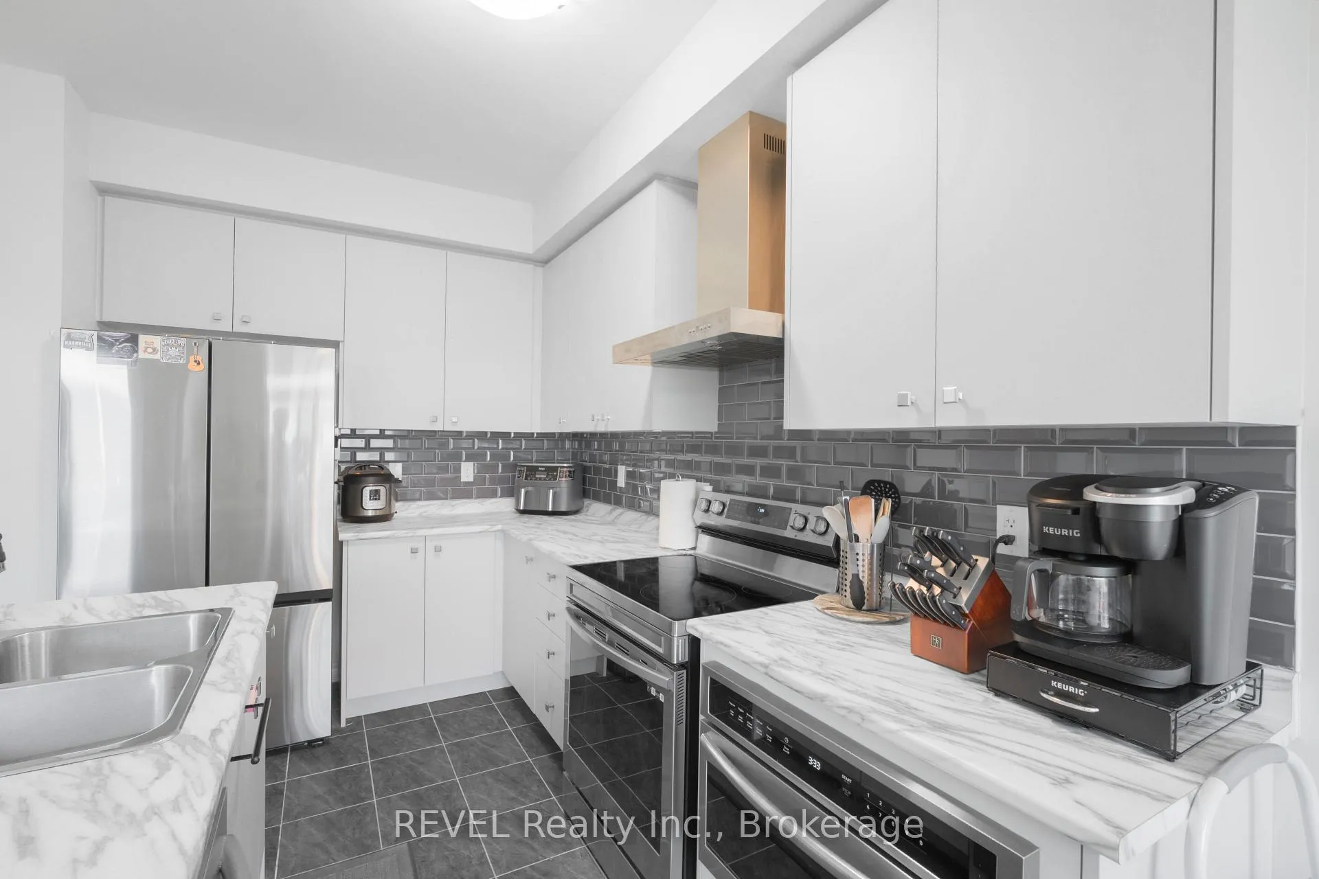 Photo 12 of 64 Stern Drive, Welland, Dain City — HOMEH