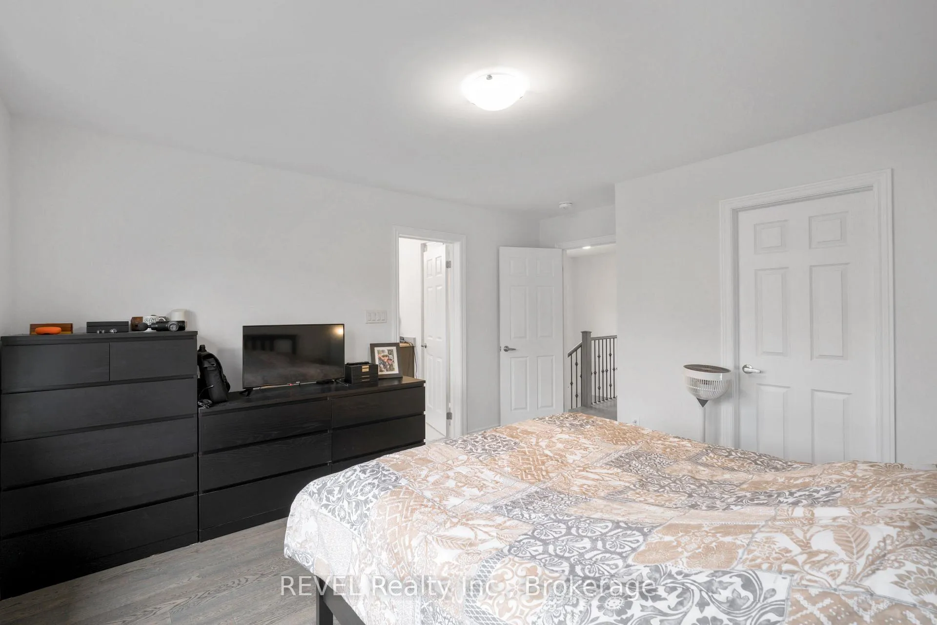 Photo 18 of 64 Stern Drive, Welland, Dain City — HOMEH