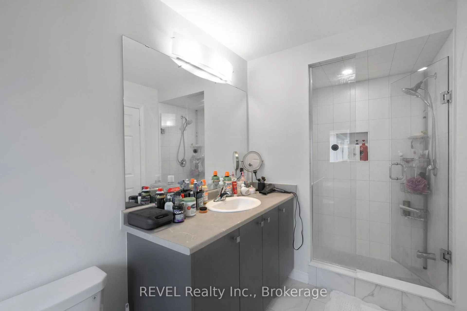 Photo 19 of 64 Stern Drive, Welland, Dain City — HOMEH