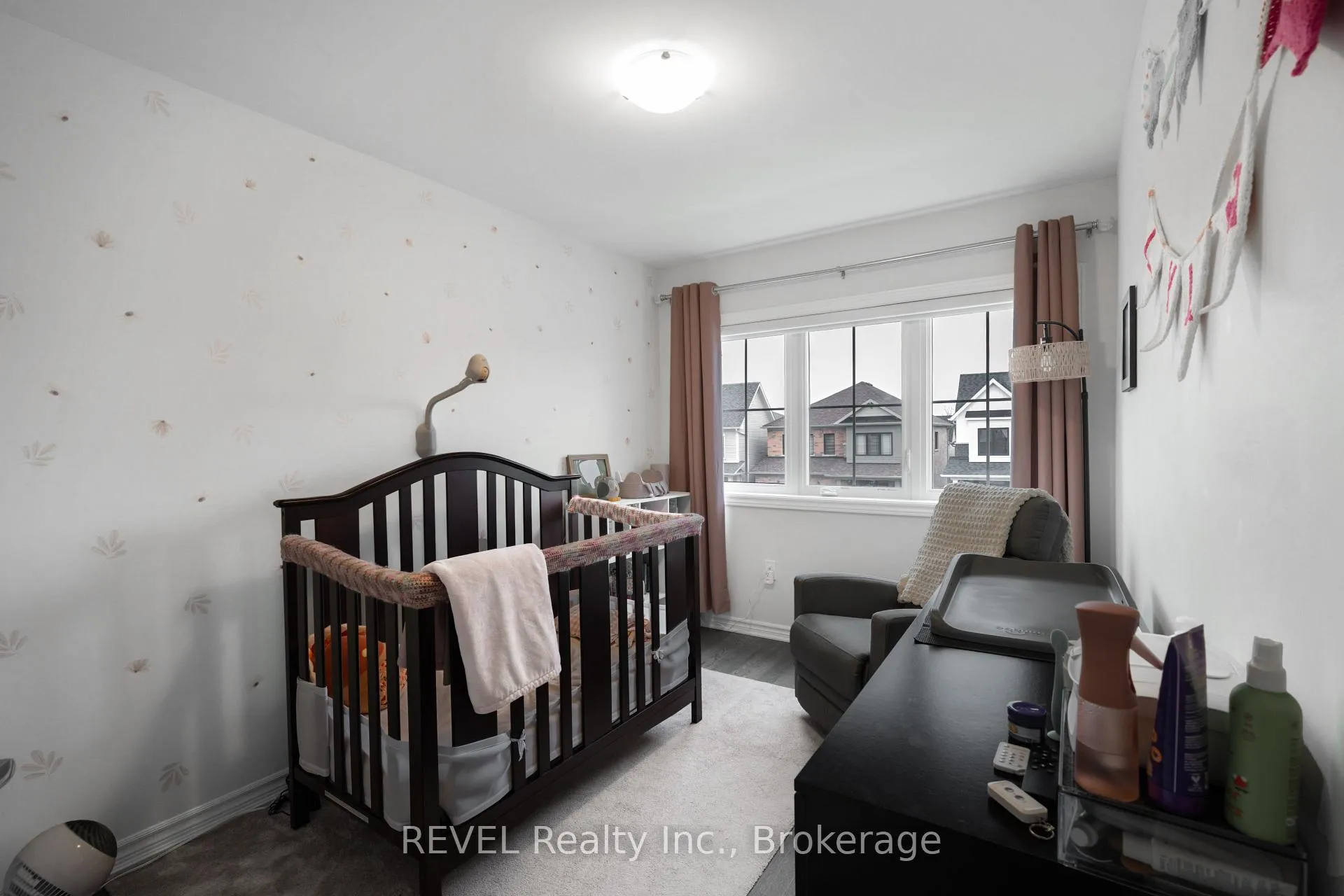 Photo 23 of 64 Stern Drive, Welland, Dain City — HOMEH