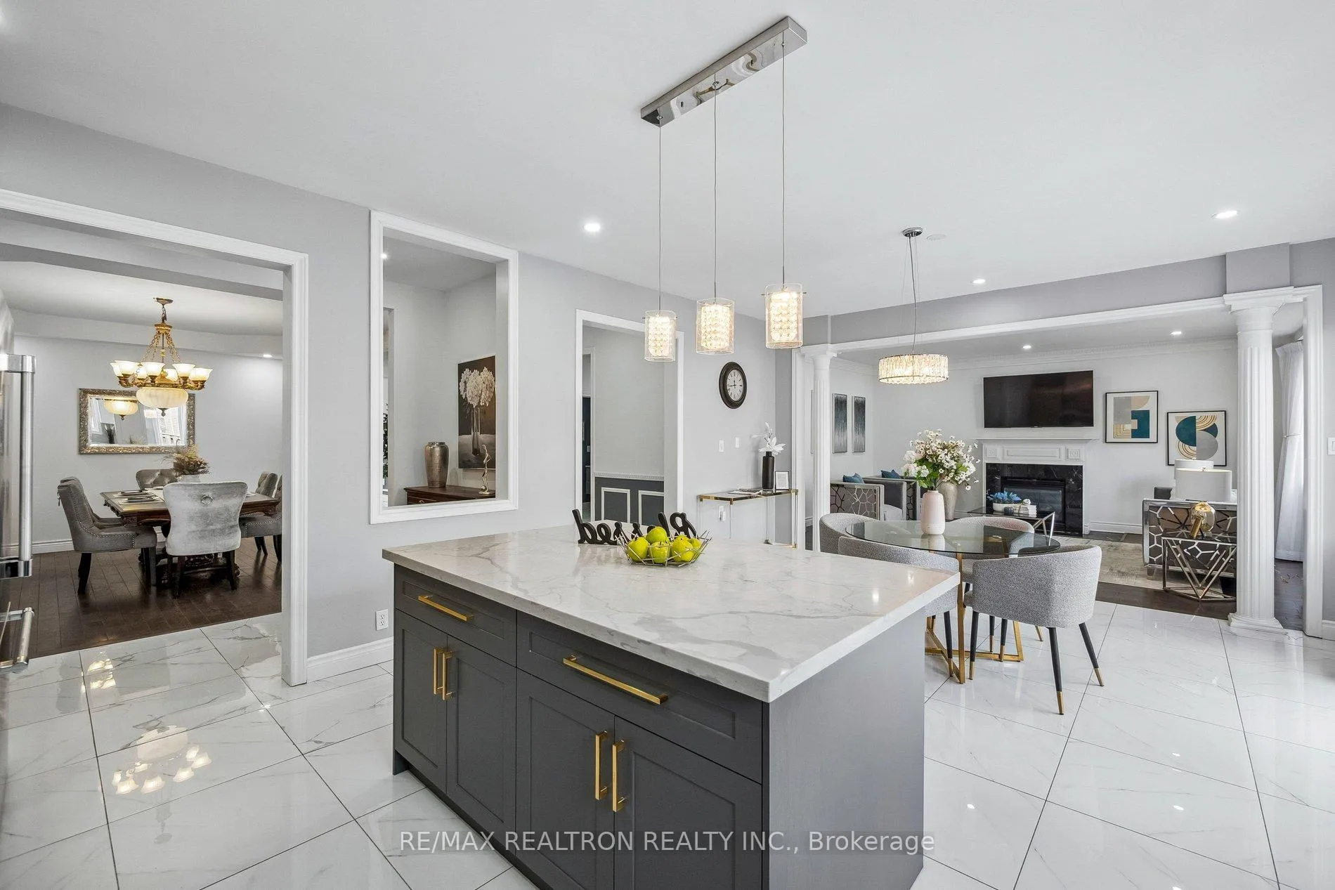 Photo 21 of 146 Seabreeze Avenue, Vaughan, Patterson — HOMEH